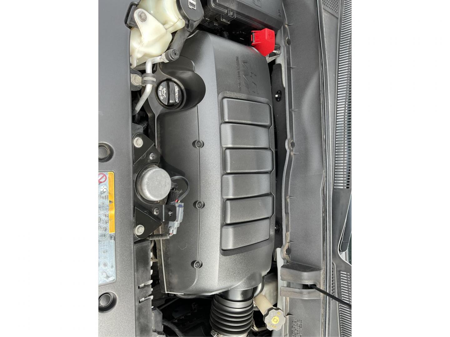 2017 Chevrolet Traverse LS (1GNKRFED9HJ) with an 3.6L V-6 gasoline direct injection engine, located at 1230 East Main St, Xenia, OH, 45385, (937) 908-9800, 39.688026, -83.910172 - Third Row - Photo#10