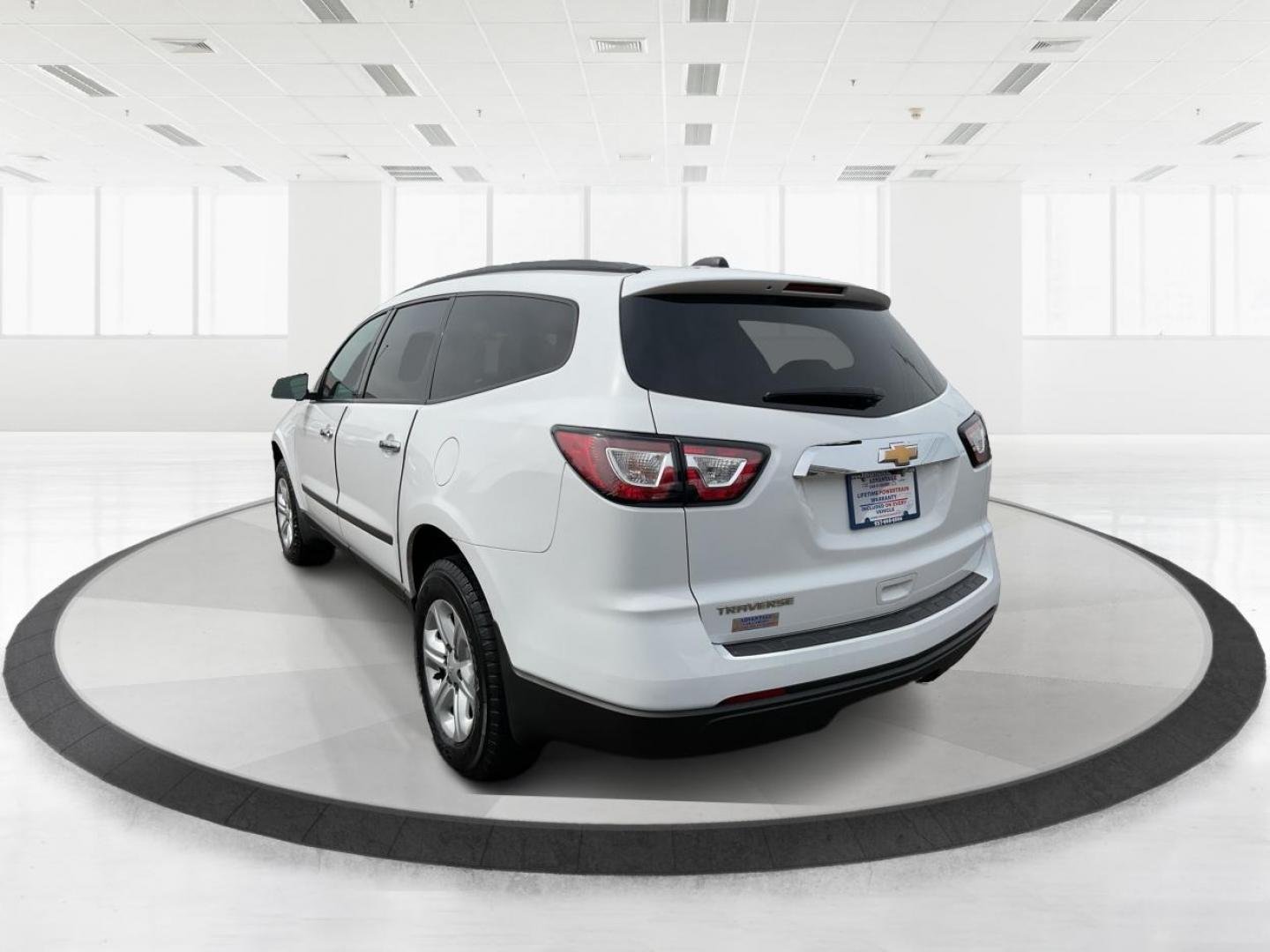 2017 Chevrolet Traverse LS (1GNKRFED9HJ) with an 3.6L V-6 gasoline direct injection engine, located at 1230 East Main St, Xenia, OH, 45385, (937) 908-9800, 39.688026, -83.910172 - Third Row - Photo#4