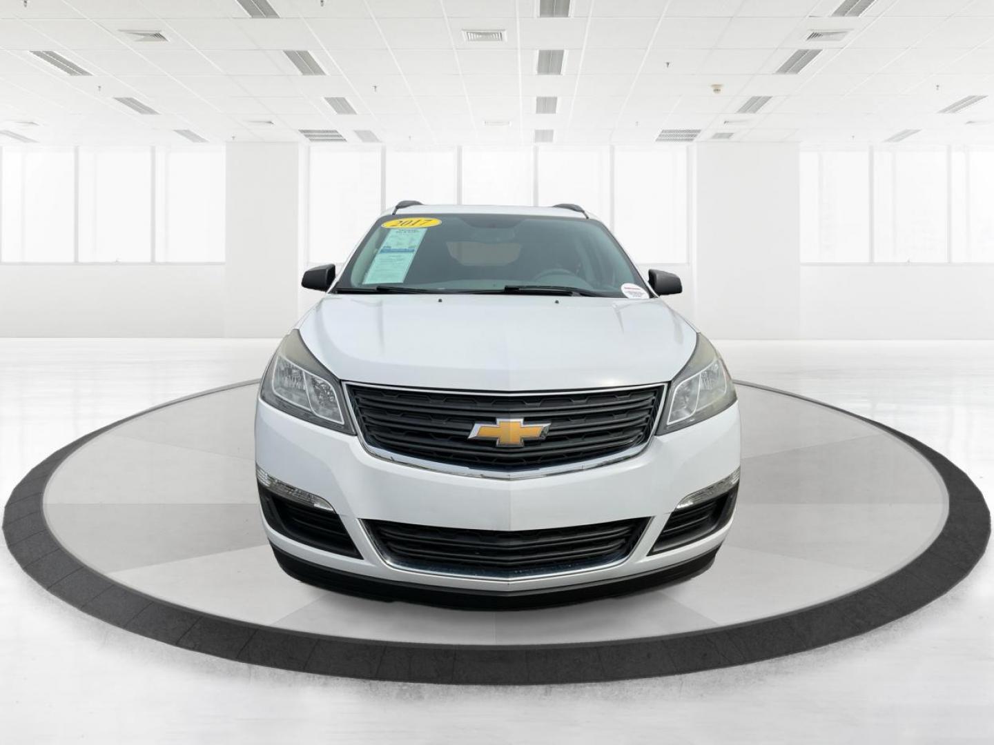 2017 Chevrolet Traverse LS (1GNKRFED9HJ) with an 3.6L V-6 gasoline direct injection engine, located at 1230 East Main St, Xenia, OH, 45385, (937) 908-9800, 39.688026, -83.910172 - Third Row - Photo#6