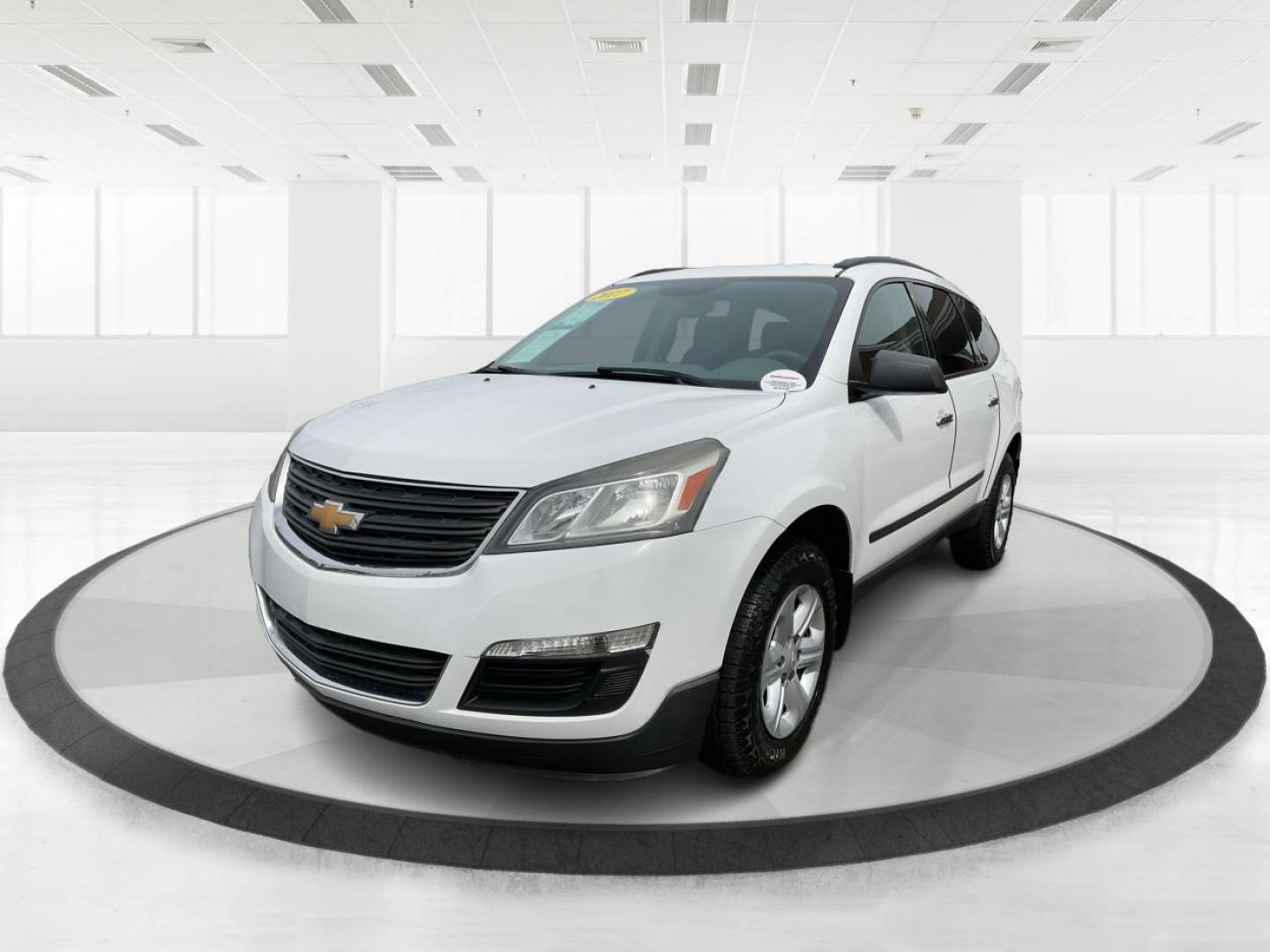 2017 Chevrolet Traverse LS (1GNKRFED9HJ) with an 3.6L V-6 gasoline direct injection engine, located at 1230 East Main St, Xenia, OH, 45385, (937) 908-9800, 39.688026, -83.910172 - Third Row - Photo#7