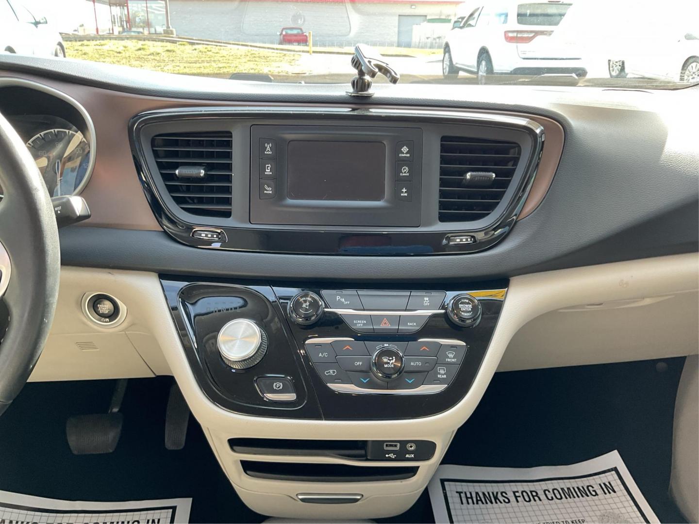 2017 Chrysler Pacifica Touring-L (2C4RC1BG7HR) with an 3.6L V-6 DOHC engine, located at 880 E. National Road, Vandalia, OH, 45377, (937) 908-9800, 39.891918, -84.183594 - 2017 Chrysler Pacifica Touring-L - Photo#12