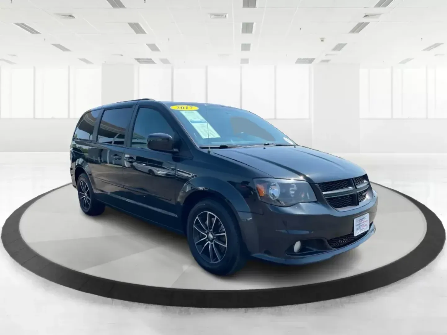 2017 Brilliant Black Crystal Pearl Coat Dodge Grand Caravan GT (2C4RDGEG9HR) with an 3.6L V6 DOHC 24V engine, 6-Speed Automatic transmission, located at 1951 S Dayton Lakeview Rd., New Carlisle, OH, 45344, (937) 908-9800, 39.890999, -84.050255 - 2017 Dodge Grand Caravan GT - Photo#0