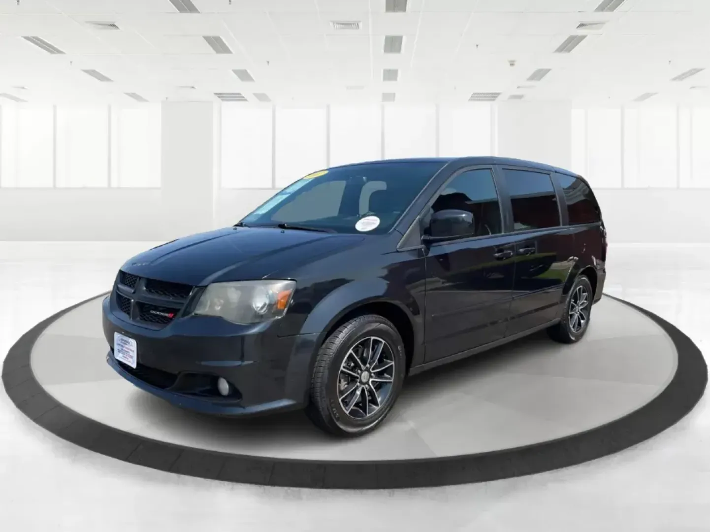 2017 Brilliant Black Crystal Pearl Coat Dodge Grand Caravan GT (2C4RDGEG9HR) with an 3.6L V6 DOHC 24V engine, 6-Speed Automatic transmission, located at 1951 S Dayton Lakeview Rd., New Carlisle, OH, 45344, (937) 908-9800, 39.890999, -84.050255 - 2017 Dodge Grand Caravan GT - Photo#7