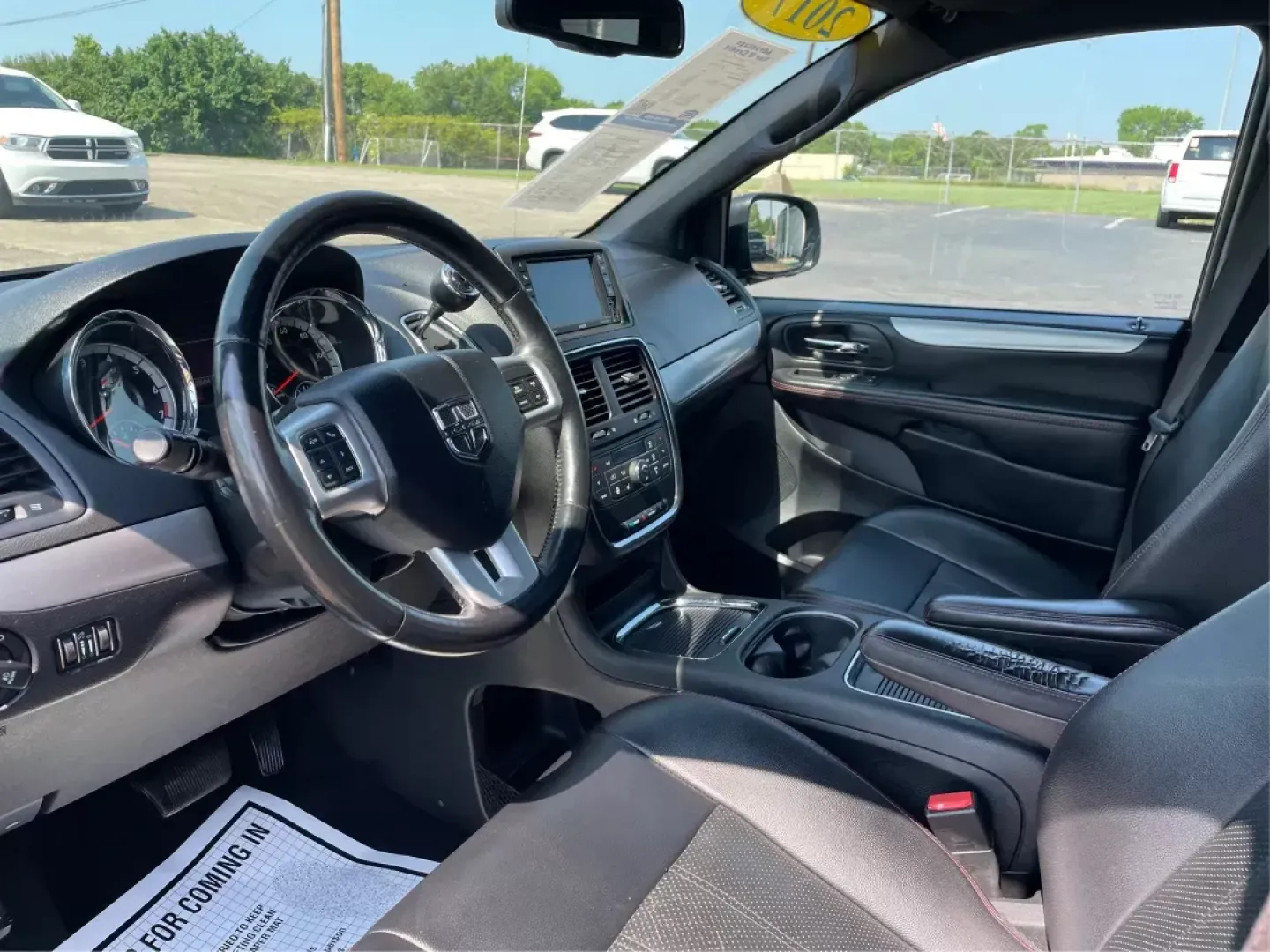 2017 Brilliant Black Crystal Pearl Coat Dodge Grand Caravan GT (2C4RDGEG9HR) with an 3.6L V6 DOHC 24V engine, 6-Speed Automatic transmission, located at 1951 S Dayton Lakeview Rd., New Carlisle, OH, 45344, (937) 908-9800, 39.890999, -84.050255 - 2017 Dodge Grand Caravan GT - Photo#8