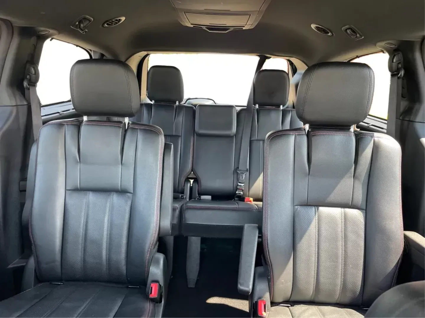 2017 Brilliant Black Crystal Pearl Coat Dodge Grand Caravan GT (2C4RDGEG9HR) with an 3.6L V6 DOHC 24V engine, 6-Speed Automatic transmission, located at 1951 S Dayton Lakeview Rd., New Carlisle, OH, 45344, (937) 908-9800, 39.890999, -84.050255 - 2017 Dodge Grand Caravan GT - Photo#13