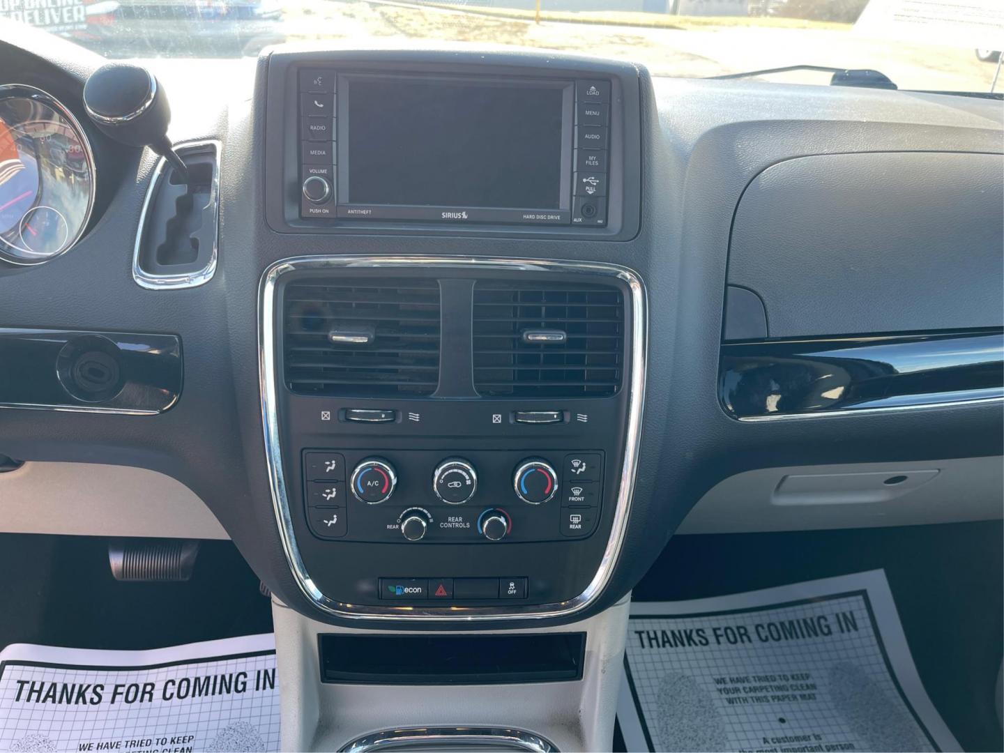 2017 Dodge Grand Caravan SXT (2C4RDGCG6HR) with an Other engine, located at 880 E. National Road, Vandalia, OH, 45377, (937) 908-9800, 39.891918, -84.183594 - 2017 Dodge Grand Caravan SXT - Photo#12