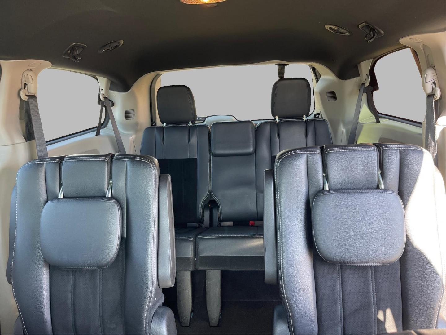 2017 Dodge Grand Caravan SXT (2C4RDGCG6HR) with an Other engine, located at 880 E. National Road, Vandalia, OH, 45377, (937) 908-9800, 39.891918, -84.183594 - 2017 Dodge Grand Caravan SXT - Photo#13