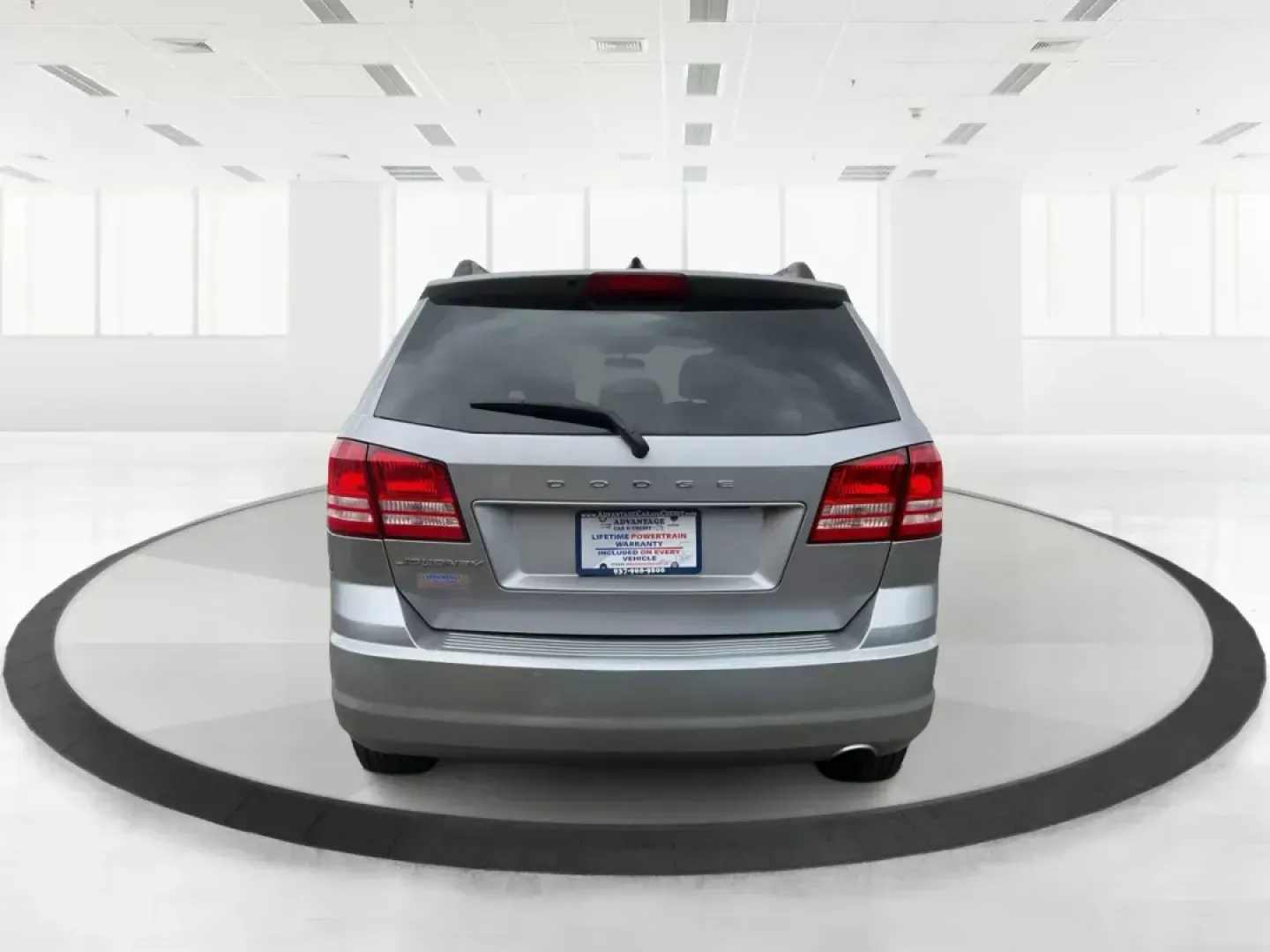 2017 Dodge Journey SE (3C4PDCAB2HT) with an Tigershark MultiAir 2.4L I-4 DOHC engine, located at 1099 N County Rd 25A, Troy, OH, 45373, (937) 908-9800, 40.057079, -84.212883 - **Unleash Your Family Adventures with the 2017 Dodge Journey at Advantage Car and Credit!**<br /> <br /> Are you searching for the perfect SUV to suit your growing family's needs or to make those weekend adventures more exciting? Look no further than this reliable and spacious **2017 Dodge Journey** - Photo#3