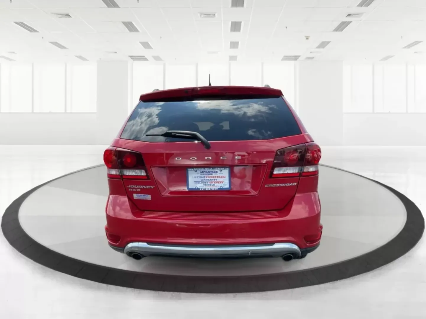 2017 Dodge Journey Crossroad Plus AWD (3C4PDDGG2HT) with an Pentastar 3.6L V-6 DOHC engine, located at 4508 South Dixie Dr, Moraine, OH, 45439, (937) 908-9800, 39.689976, -84.218452 - ### Adventure Awaits: Discover Your 2017 Dodge Journey Crossroad Plus AWD at Advantage Car and Credit!<br /> <br /> Are you ready to elevate your family outings or weekend adventures? The perfect blend of comfort, capability, and style awaits you with this stunning 2017 Dodge Journey Crossroad Plus - Photo#3