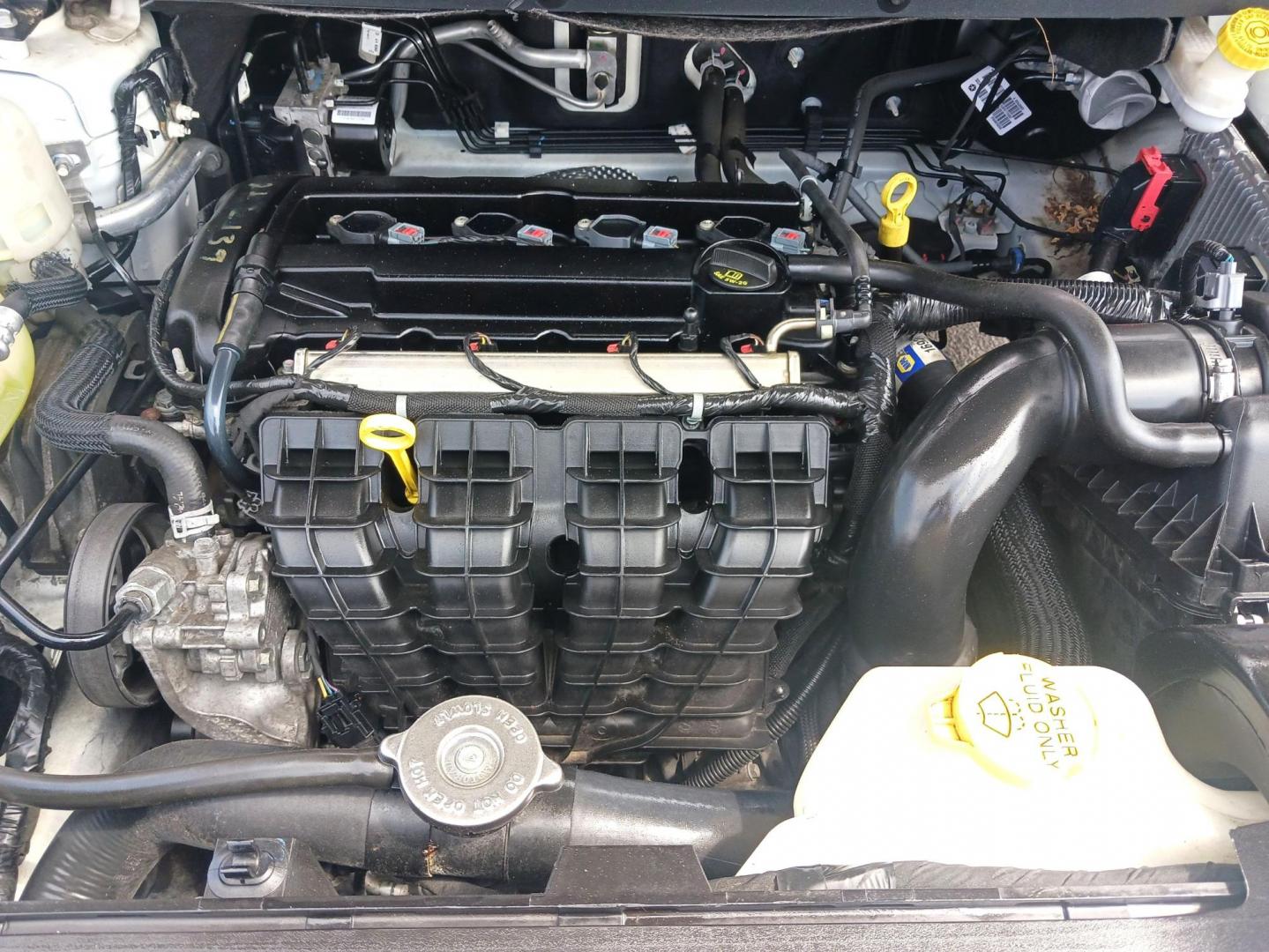 2017 Dodge Journey SE (3C4PDCAB2HT) with an 2.4L L4 DOHC 16V engine, 4-Speed Automatic transmission, located at 1951 S Dayton Lakeview Rd., New Carlisle, OH, 45344, (937) 908-9800, 39.890999, -84.050255 - One Owner - Photo#10