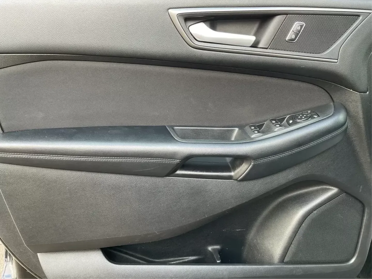 2017 Ford Edge SE (2FMPK4G90HB) with an EcoBoost 2L I-4 gasoline direct injection engine, located at 1951 S Dayton Lakeview Rd., New Carlisle, OH, 45344, (937) 908-9800, 39.890999, -84.050255 - 2017 Ford Edge SE - Photo#17