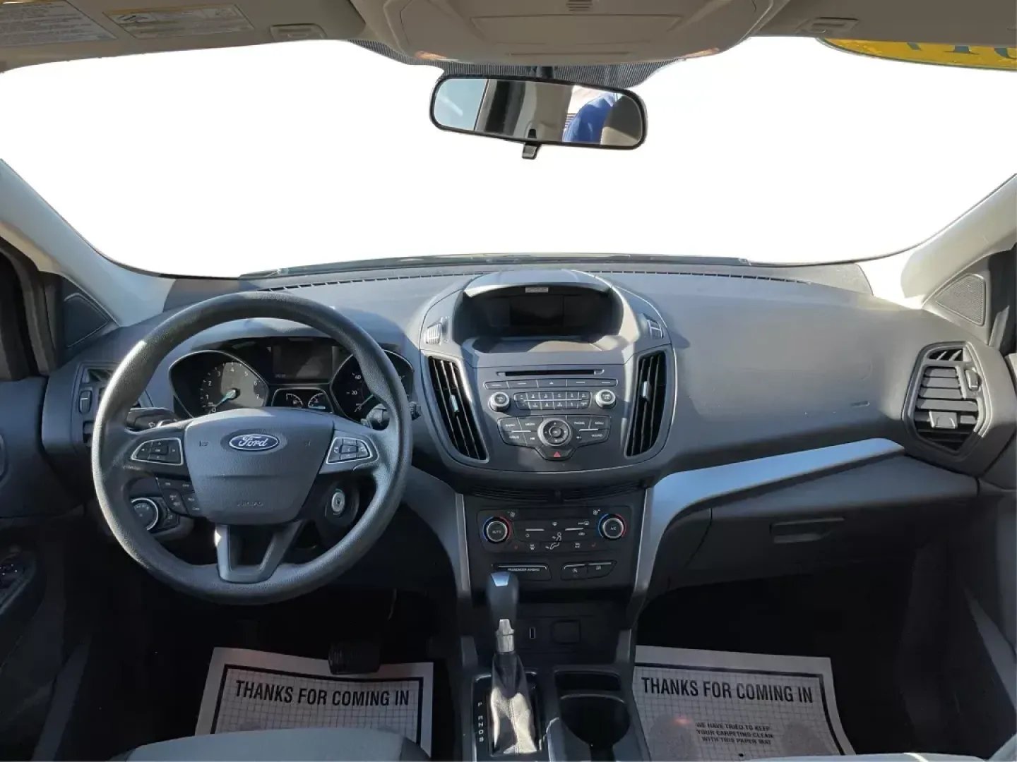 2017 Ford Escape SE 4WD (1FMCU9G93HU) with an 2.0L L4 DOHC 16V engine, 6-Speed Automatic transmission, located at 1184 Kauffman Ave, Fairborn, OH, 45324, (937) 908-9800, 39.807072, -84.030914 - ### Discover the 2017 Ford Escape SE 4WD Your Perfect Companion for Family Adventures!<br /> <br /> Are you searching for an SUV that blends comfort, reliability, and performance, perfect for weekend getaways or daily commutes? Look no further! The 2017 Ford Escape SE 4WD at Advantage Car and Credi - Photo#18