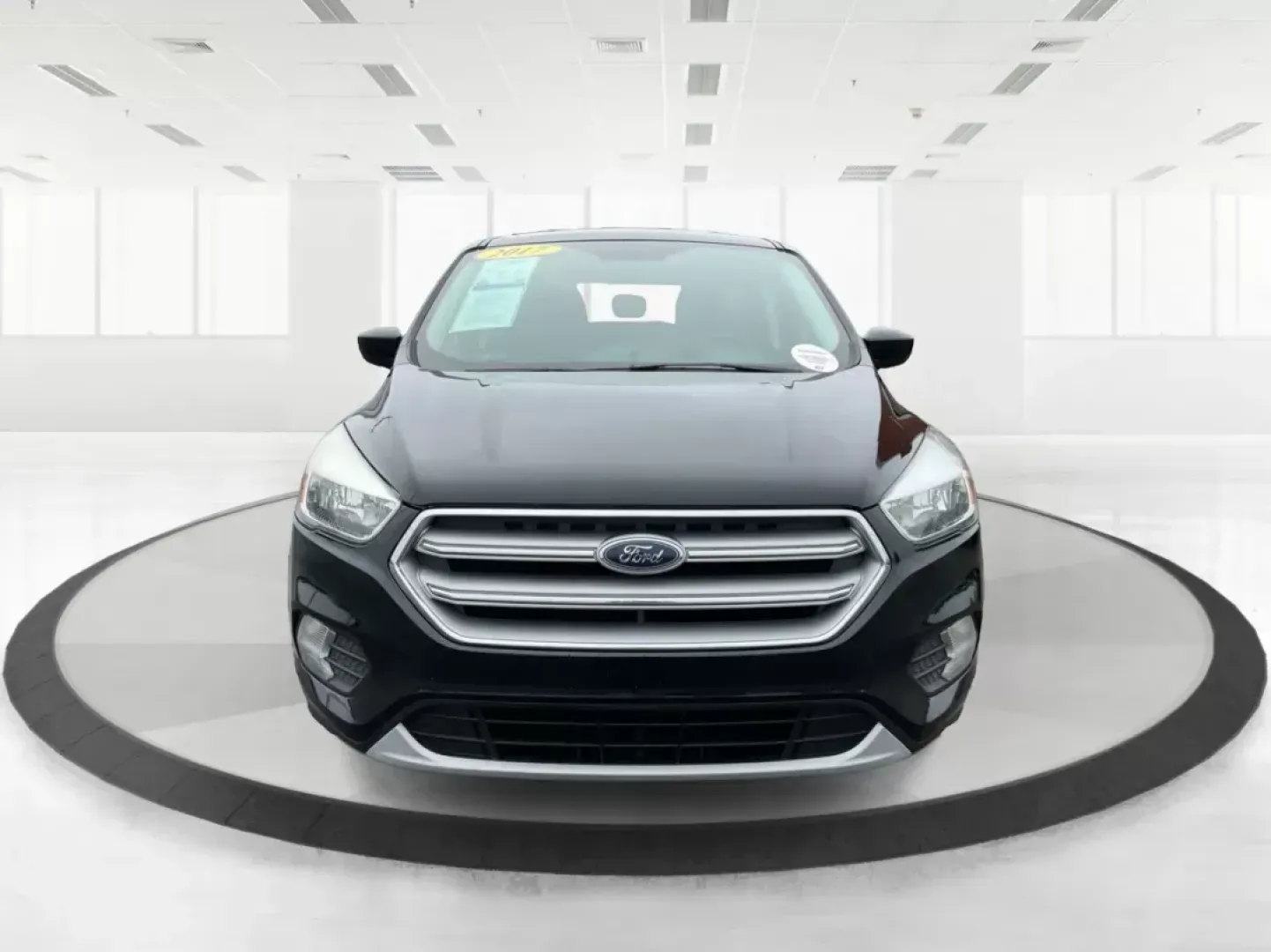 2017 Ford Escape SE (1FMCU9GD0HU) with an Other engine, located at 880 E. National Road, Vandalia, OH, 45377, (937) 908-9800, 39.891918, -84.183594 - **Explore New Adventures with the 2017 Ford Escape SE - Your Perfect Companion for Every Journey!**<br /> <br /> Imagine embarking on spontaneous weekend getaways or daily commutes with absolute confidence and comfort. The 2017 Ford Escape SE, now available at Advantage Car and Credit in Fairborn, O - Photo#6