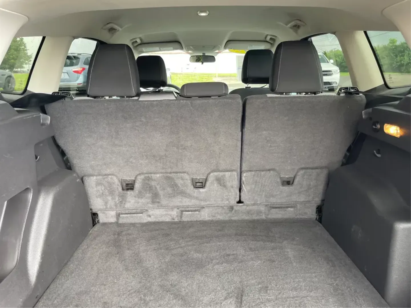 2017 Ford Escape SE (1FMCU0GD5HU) with an Other engine, located at 1951 S Dayton Lakeview Rd., New Carlisle, OH, 45344, (937) 908-9800, 39.890999, -84.050255 - **Adventure Awaits in This 2017 Ford Escape SE Perfect for Your Ohio Lifestyle!**<br /> <br /> Are you ready to embrace the open road? Whether you're commuting to work, taking the kids to soccer practice, or planning a weekend getaway to nearby attractions like the National Museum of the U.S. Air F - Photo#10