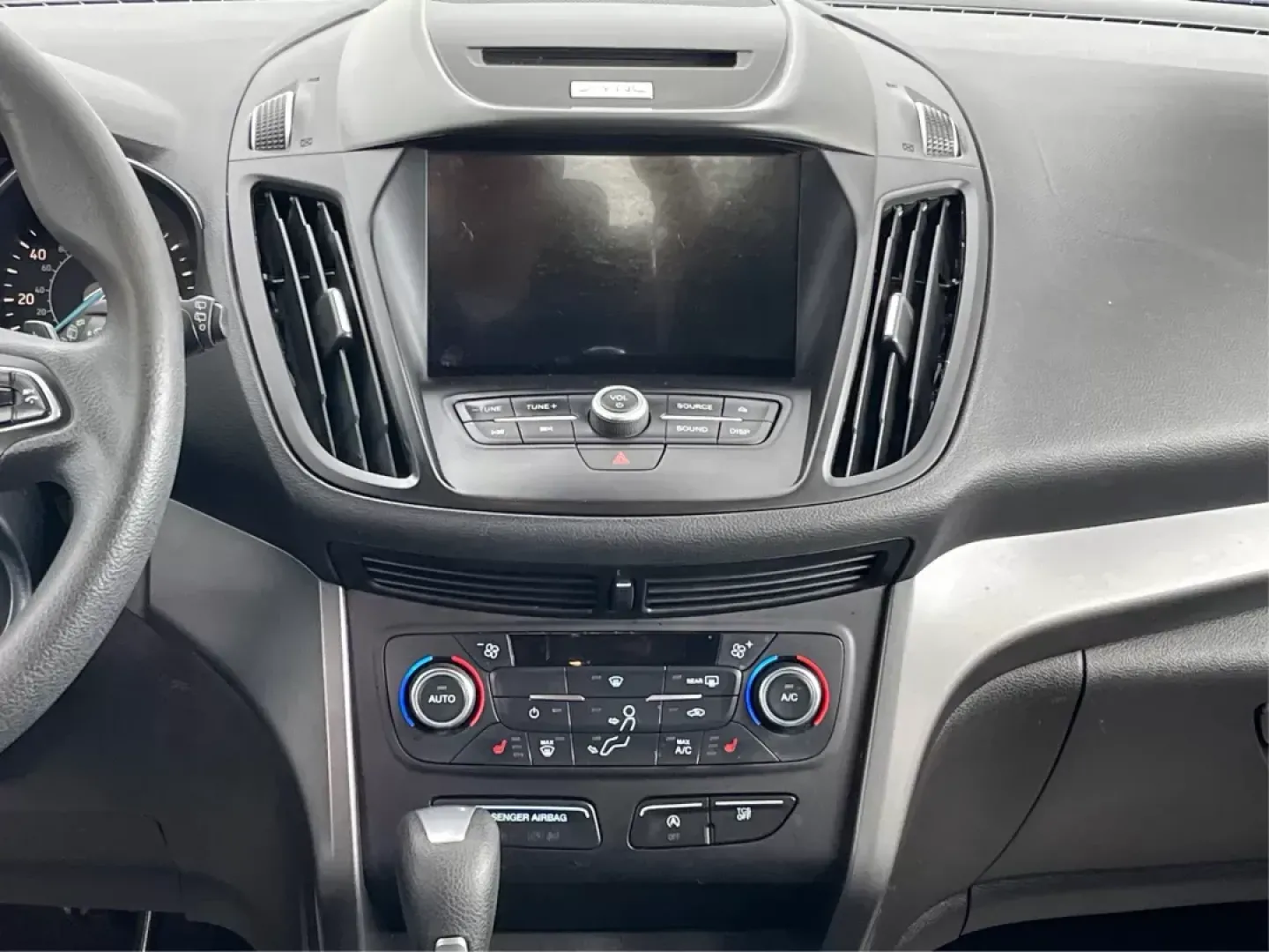 2017 Ford Escape SE (1FMCU0GD5HU) with an Other engine, located at 1951 S Dayton Lakeview Rd., New Carlisle, OH, 45344, (937) 908-9800, 39.890999, -84.050255 - **Adventure Awaits in This 2017 Ford Escape SE Perfect for Your Ohio Lifestyle!**<br /> <br /> Are you ready to embrace the open road? Whether you're commuting to work, taking the kids to soccer practice, or planning a weekend getaway to nearby attractions like the National Museum of the U.S. Air F - Photo#11