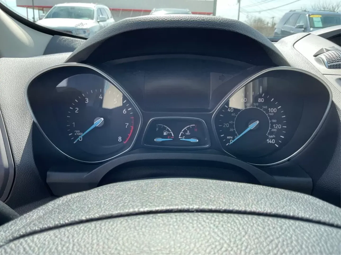 2017 Ford Escape SE (1FMCU0G9XHU) with an EcoBoost 1.5L I-4 gasoline direct injection engine, located at 1230 East Main St, Xenia, OH, 45385, (937) 908-9800, 39.688026, -83.910172 - ### Discover the Adventure of the 2017 Ford Escape SE at Advantage Car and Credit<br /> <br /> If you're seeking a vehicle that perfectly adapts to your active lifestyle, look no further than the 2017 Ford Escape SE, available now at Advantage Car and Credit in Fairborn, OH. Whether you're embarking - Photo#14