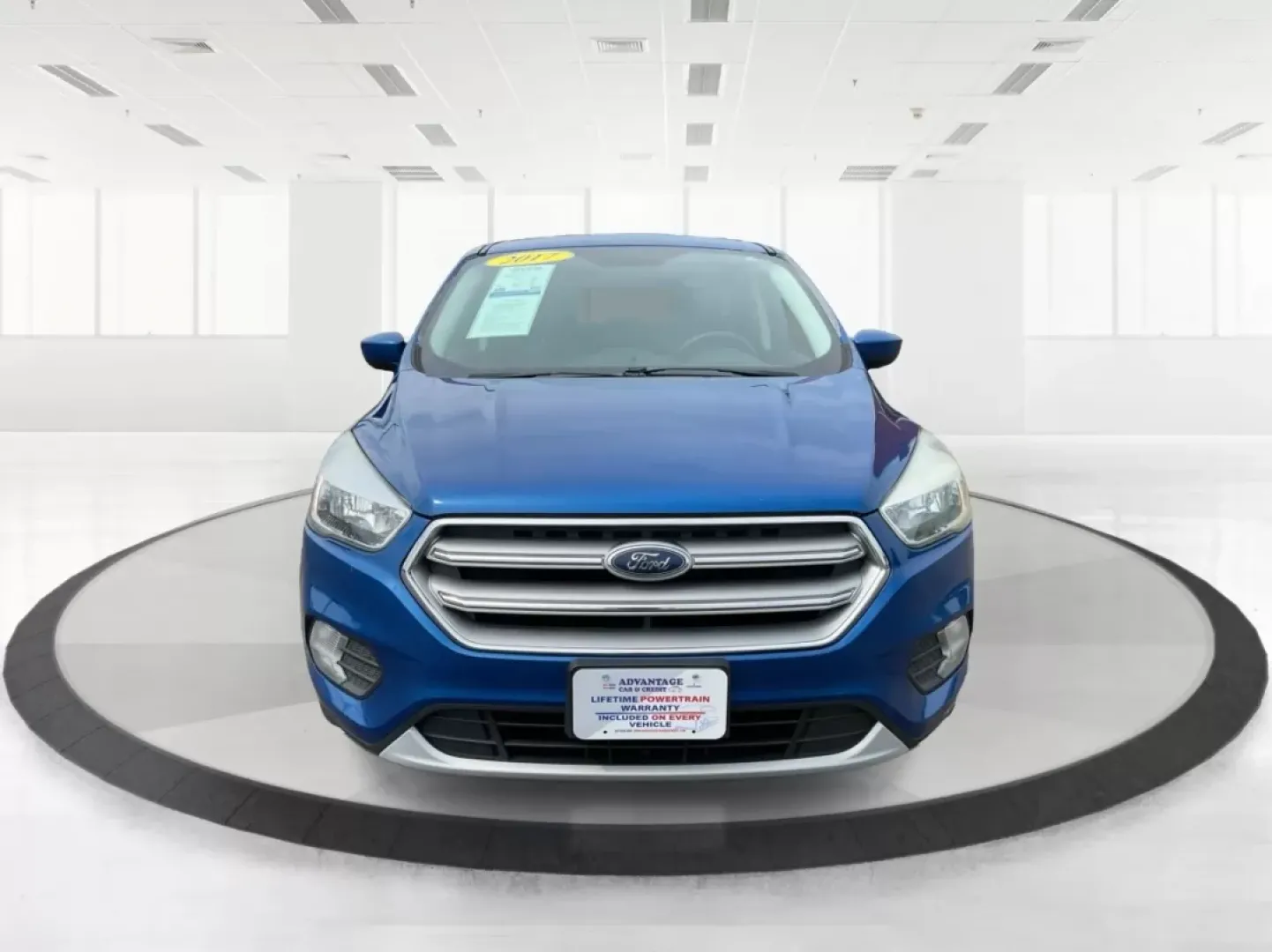 2017 Ford Escape SE (1FMCU9GD3HU) with an Other engine, located at 4508 South Dixie Dr, Moraine, OH, 45439, (937) 908-9800, 39.689976, -84.218452 - Are you searching for a reliable and stylish SUV that fits seamlessly into your busy lifestyle? Look no further than this stunning 2017 Ford Escape SE, available now at Advantage Car and Credit in Fairborn, OH. With its robust features and comfortable design, this vehicle is perfect for growing fami - Photo#7