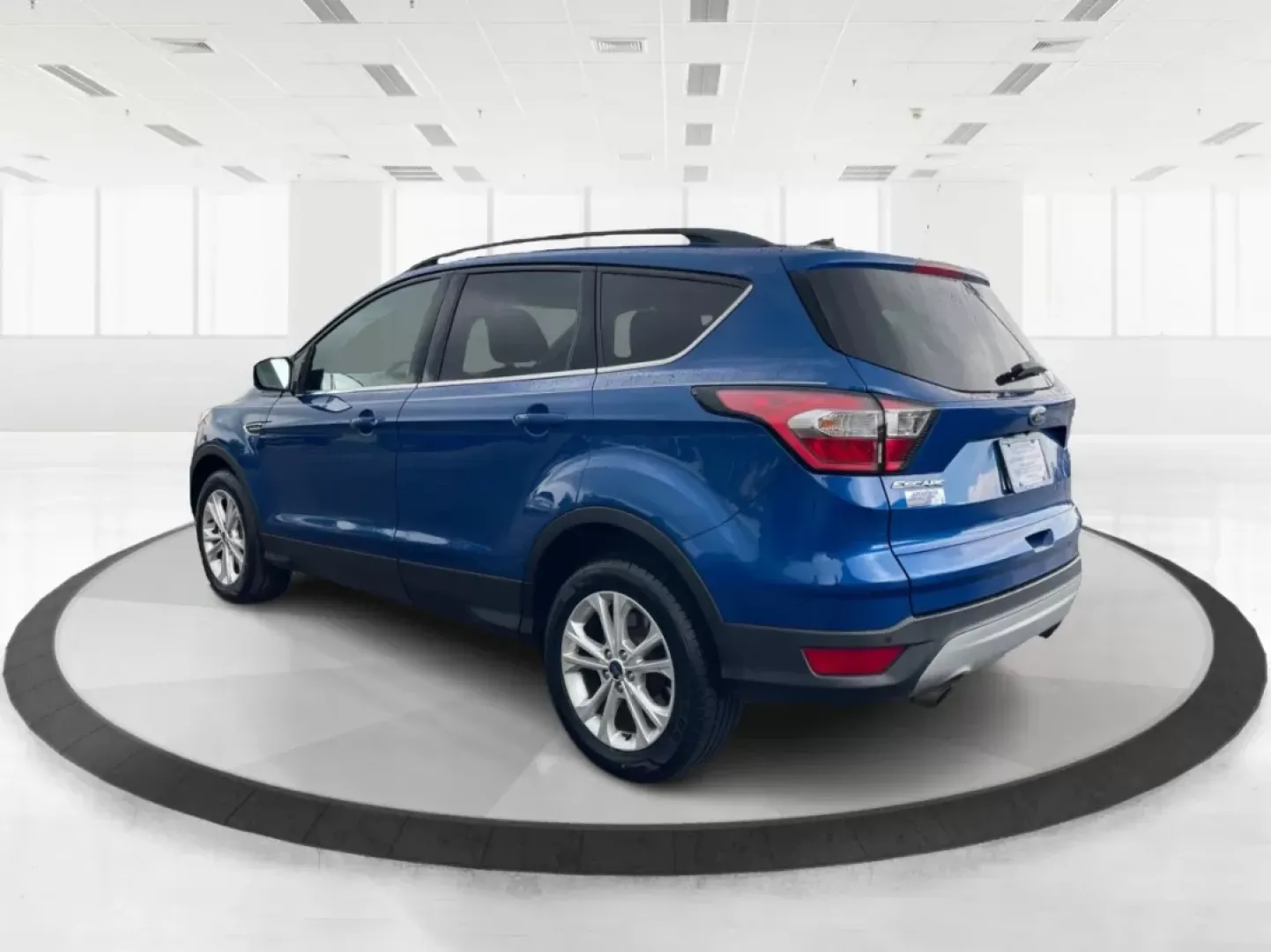 2017 Ford Escape SE (1FMCU0GD5HU) with an Other engine, located at 1951 S Dayton Lakeview Rd., New Carlisle, OH, 45344, (937) 908-9800, 39.890999, -84.050255 - **Adventure Awaits in This 2017 Ford Escape SE Perfect for Your Ohio Lifestyle!**<br /> <br /> Are you ready to embrace the open road? Whether you're commuting to work, taking the kids to soccer practice, or planning a weekend getaway to nearby attractions like the National Museum of the U.S. Air F - Photo#4