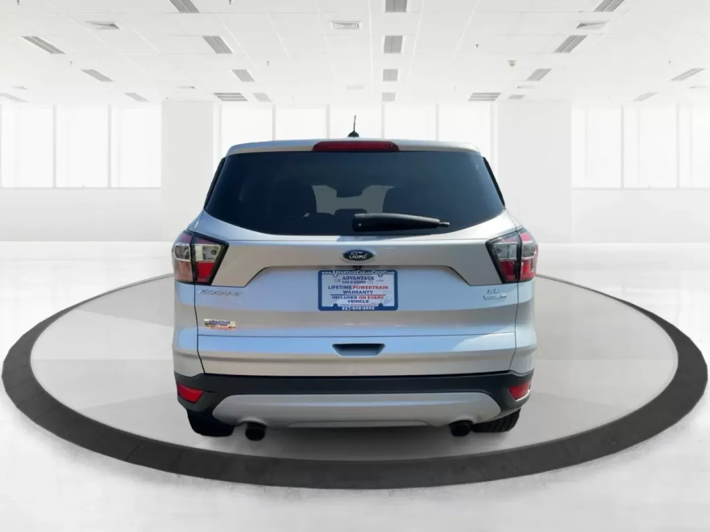 2017 Ford Escape SE (1FMCU9GD4HU) with an Other engine, located at 401 Woodman Dr, Riverside, OH, 45431, (937) 908-9800, 39.760899, -84.123421 - **Adventure Awaits in This 2017 Ford Escape SE Perfect for Your Next Journey!**<br /> <br /> If you're looking for a versatile vehicle that meets the needs of an active lifestyle, the 2017 Ford Escape SE is the perfect choice for adventurous families or budget-conscious commuters. With ample room f - Photo#3