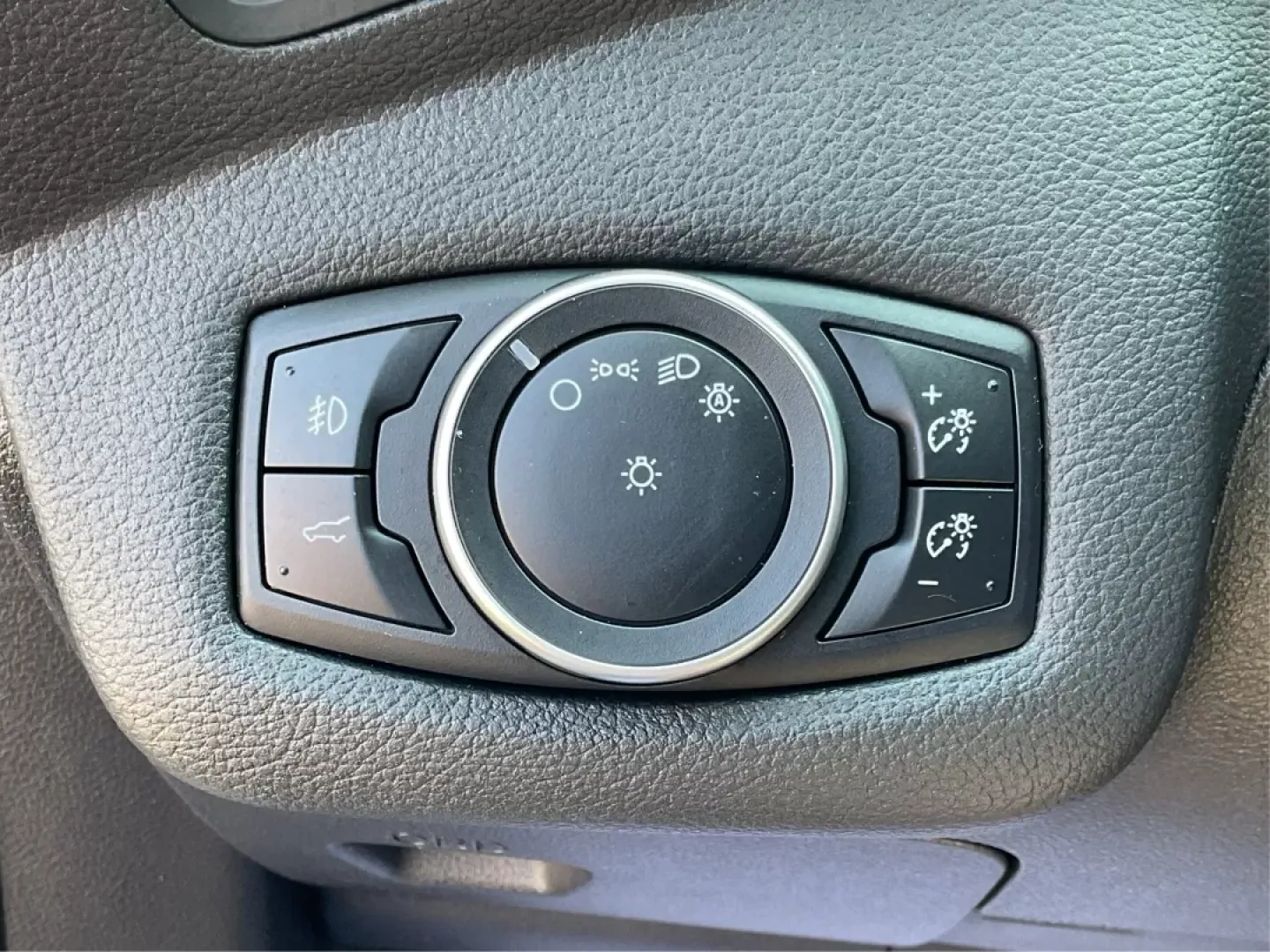 2017 Ford Escape SE (1FMCU9GD4HU) with an Other engine, located at 401 Woodman Dr, Riverside, OH, 45431, (937) 908-9800, 39.760899, -84.123421 - **Adventure Awaits in This 2017 Ford Escape SE Perfect for Your Next Journey!**<br /> <br /> If you're looking for a versatile vehicle that meets the needs of an active lifestyle, the 2017 Ford Escape SE is the perfect choice for adventurous families or budget-conscious commuters. With ample room f - Photo#17