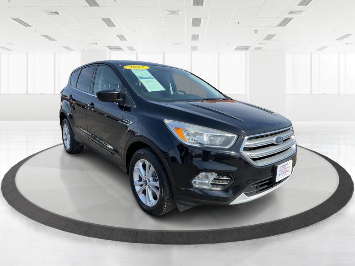 2017 Ford Escape SE (1FMCU0G9XHU) with an EcoBoost 1.5L I-4 gasoline direct injection engine, located at 4508 South Dixie Dr, Moraine, OH, 45439, (937) 908-9800, 39.689976, -84.218452 - 2017 Ford Escape SE - Photo#0