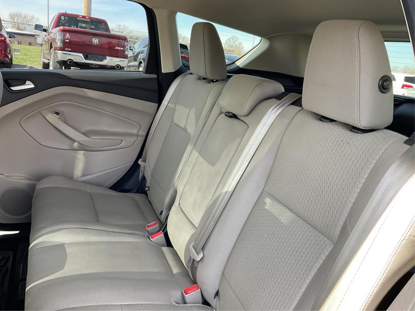 2017 Ford Escape SE (1FMCU0G9XHU) with an EcoBoost 1.5L I-4 gasoline direct injection engine, located at 4508 South Dixie Dr, Moraine, OH, 45439, (937) 908-9800, 39.689976, -84.218452 - 2017 Ford Escape SE - Photo#9