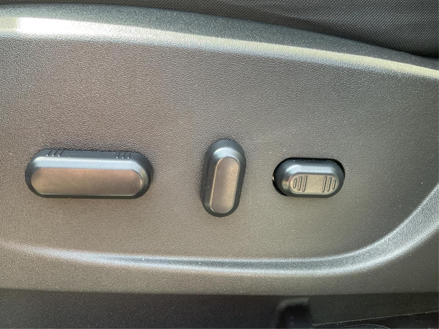 2017 Ford Escape SE (1FMCU0GD3HU) with an Other engine, located at 1184 Kauffman Ave, Fairborn, OH, 45324, (937) 908-9800, 39.807072, -84.030914 - 2017 Ford Escape SE - Photo#17