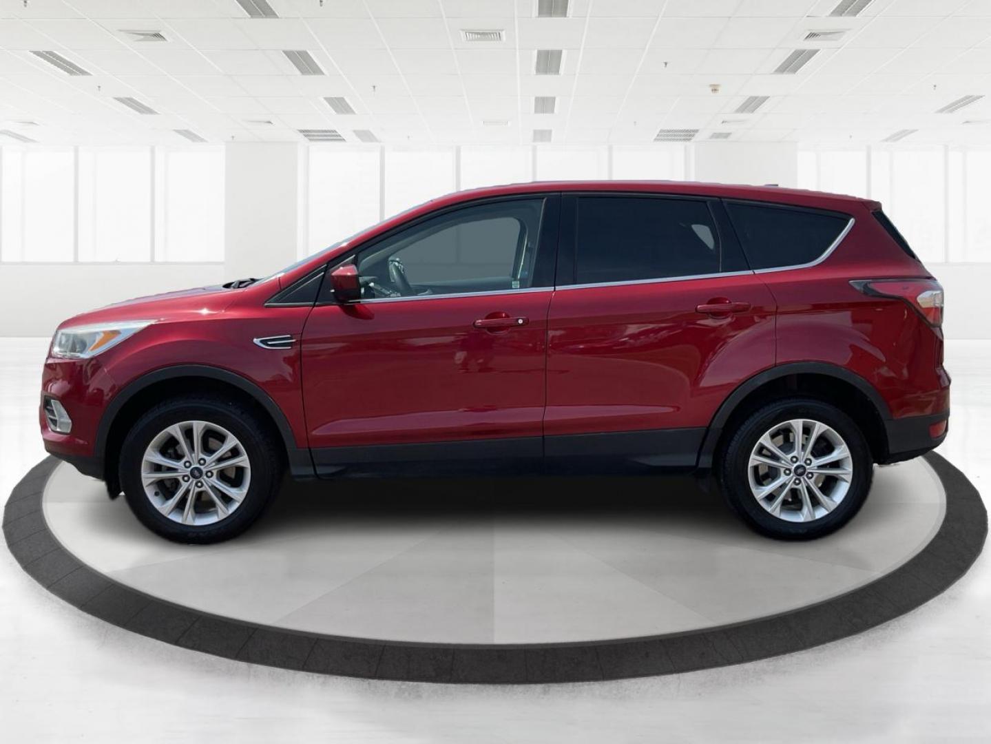 2017 Ford Escape SE (1FMCU0GD3HU) with an Other engine, located at 1184 Kauffman Ave, Fairborn, OH, 45324, (937) 908-9800, 39.807072, -84.030914 - 2017 Ford Escape SE - Photo#5