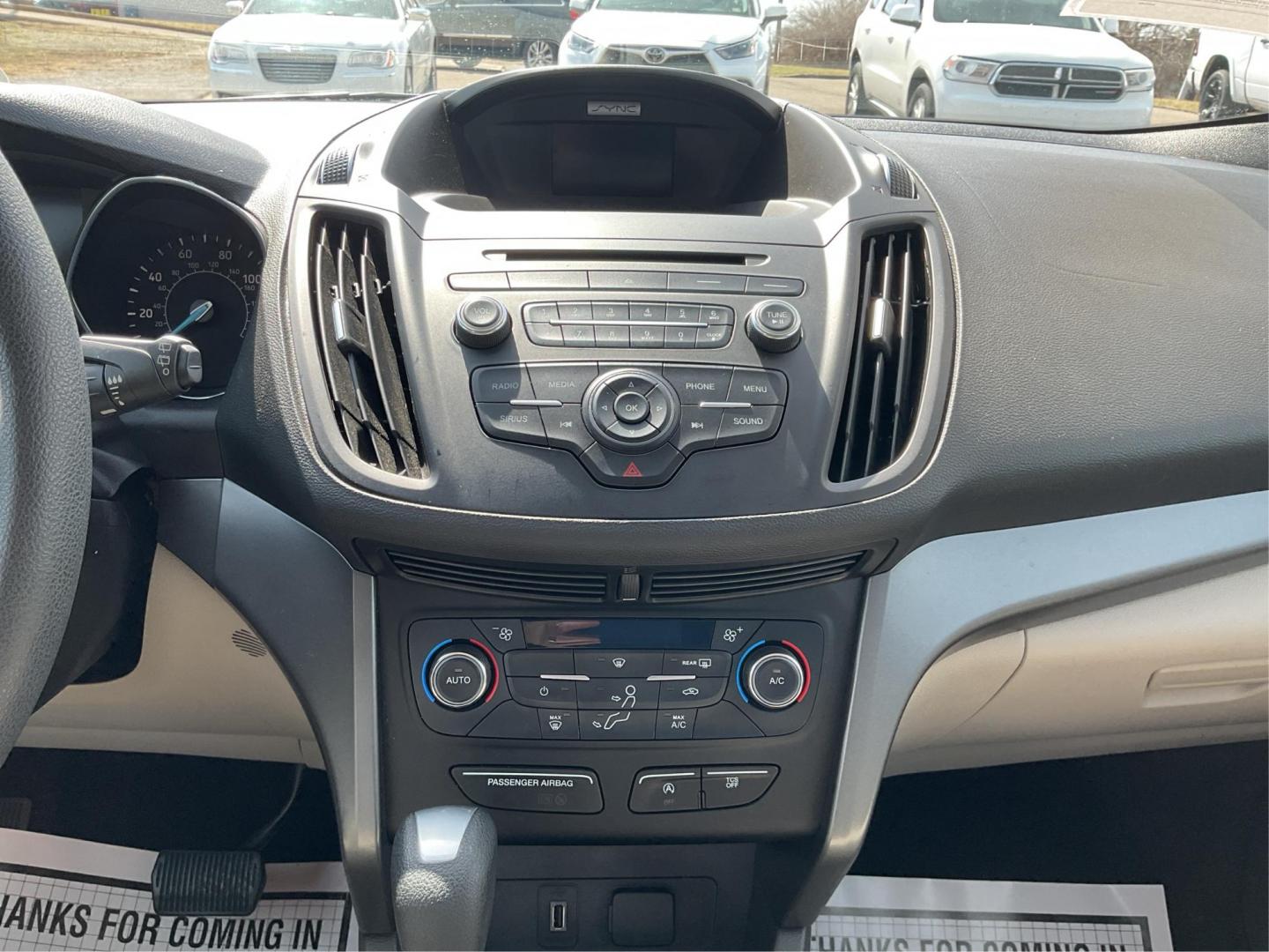 2017 Ford Escape SE (1FMCU0G93HU) with an EcoBoost 1.5L I-4 gasoline direct injection engine, located at 880 E. National Road, Vandalia, OH, 45377, (937) 908-9800, 39.891918, -84.183594 - 2017 Ford Escape SE - Photo#11