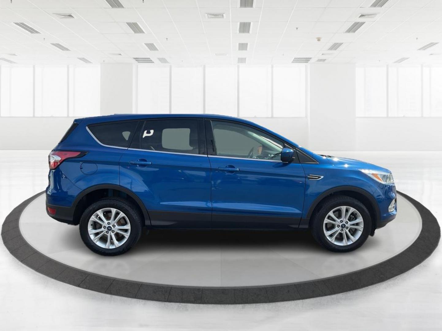 2017 Ford Escape SE (1FMCU0G93HU) with an EcoBoost 1.5L I-4 gasoline direct injection engine, located at 880 E. National Road, Vandalia, OH, 45377, (937) 908-9800, 39.891918, -84.183594 - 2017 Ford Escape SE - Photo#1