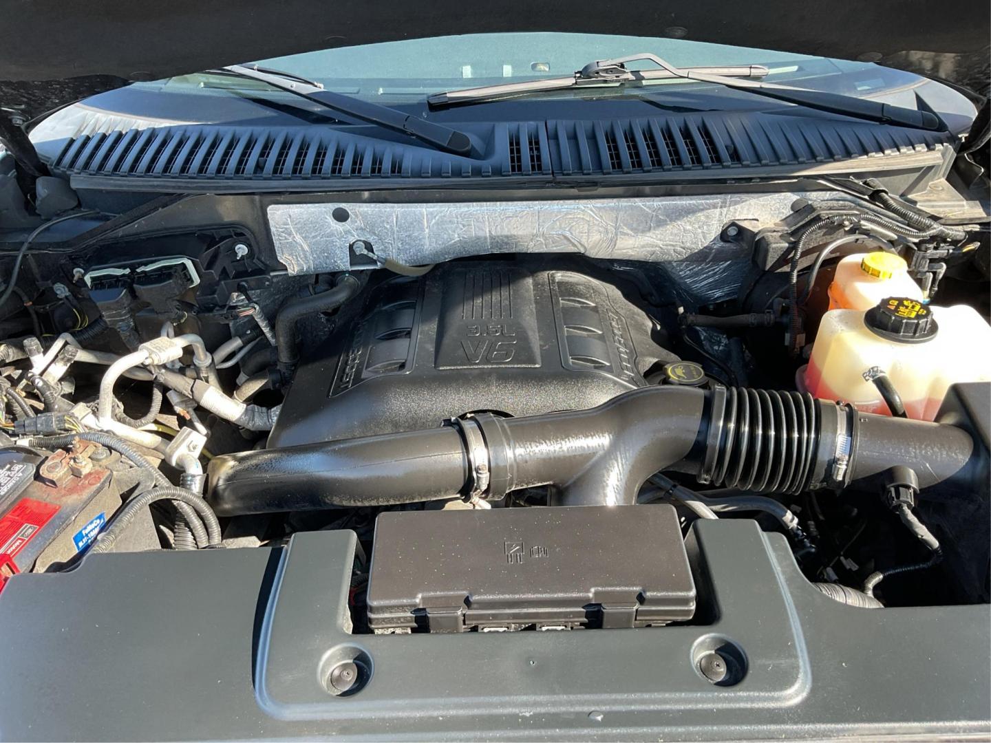 2017 Ford Expedition Limited (1FMJU2AT4HE) with an EcoBoost 3.5L V-6 gasoline direct injection engine, located at 1951 S Dayton Lakeview Rd., New Carlisle, OH, 45344, (937) 908-9800, 39.890999, -84.050255 - 2017 Ford Expedition Limited - Photo#10