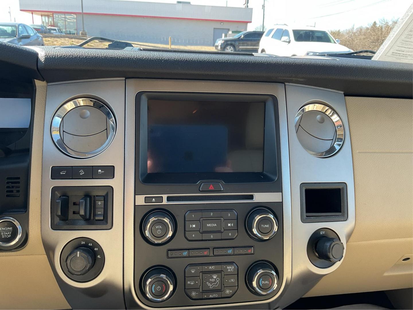 2017 Ford Expedition Limited (1FMJU2AT4HE) with an EcoBoost 3.5L V-6 gasoline direct injection engine, located at 1951 S Dayton Lakeview Rd., New Carlisle, OH, 45344, (937) 908-9800, 39.890999, -84.050255 - 2017 Ford Expedition Limited - Photo#12