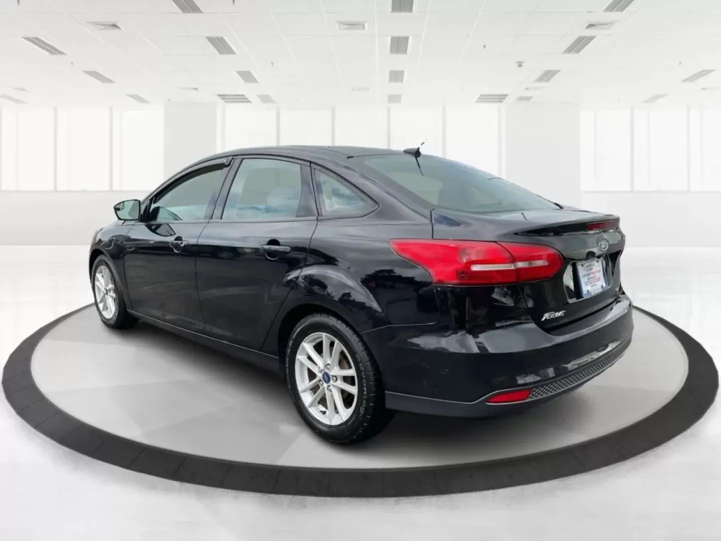 2017 Ford Focus SE (1FADP3F28HL) with an Other engine, located at 880 E. National Road, Vandalia, OH, 45377, (937) 908-9800, 39.891918, -84.183594 - Discover the perfect blend of style, practicality, and affordability with this 2017 Ford Focus SE, expertly crafted for those who seek a reliable vehicle for daily commutes, weekend adventures, or everything in between. Whether you're a budget-conscious buyer looking for low down payment cars or som - Photo#4