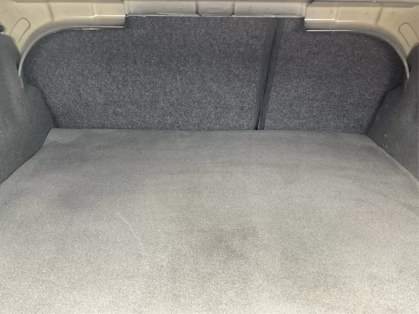 2017 Ford Focus SE (1FADP3F28HL) with an Other engine, located at 880 E. National Road, Vandalia, OH, 45377, (937) 908-9800, 39.891918, -84.183594 - Discover the perfect blend of style, practicality, and affordability with this 2017 Ford Focus SE, expertly crafted for those who seek a reliable vehicle for daily commutes, weekend adventures, or everything in between. Whether you're a budget-conscious buyer looking for low down payment cars or som - Photo#11