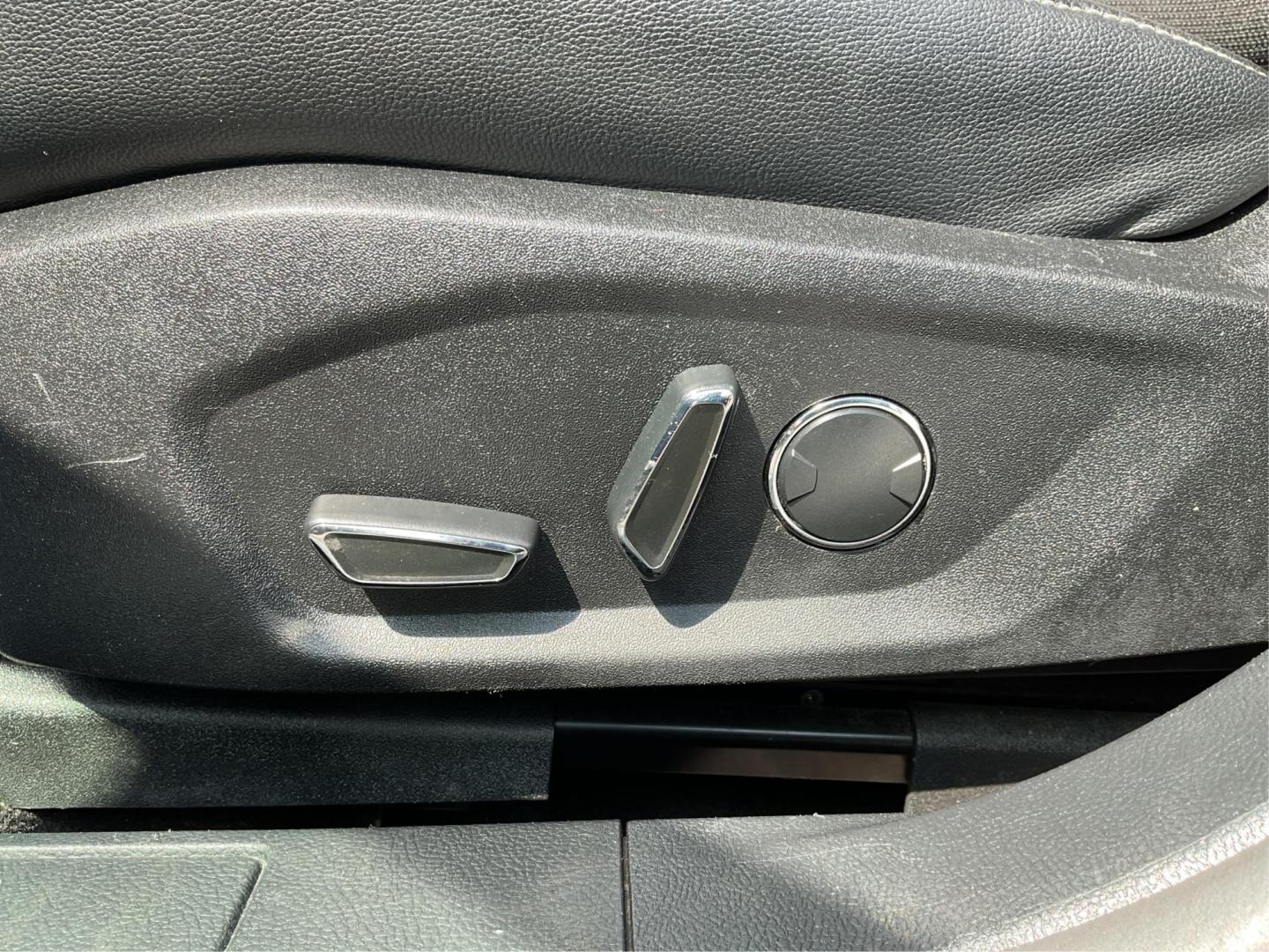 2017 Ford Fusion SE (3FA6P0HDXHR) with an Other engine, located at 401 Woodman Dr, Riverside, OH, 45431, (937) 908-9800, 39.760899, -84.123421 - 2017 Ford Fusion SE - Photo#16
