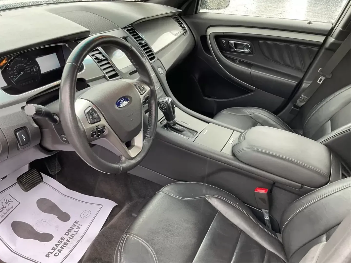 2017 Ford Taurus SEL (1FAHP2E86HG) with an EcoBoost 2L I-4 gasoline direct injection engine, located at 1951 S Dayton Lakeview Rd., New Carlisle, OH, 45344, (937) 908-9800, 39.890999, -84.050255 - **Experience Unmatched Comfort and Style with the 2017 Ford Taurus SEL at Advantage Car and Credit!**<br /> <br /> Are you looking for a dependable vehicle that can elevate your daily commute and weekend adventures? Look no further than this stunning **2017 Ford Taurus SEL**, available now at **Adva - Photo#8