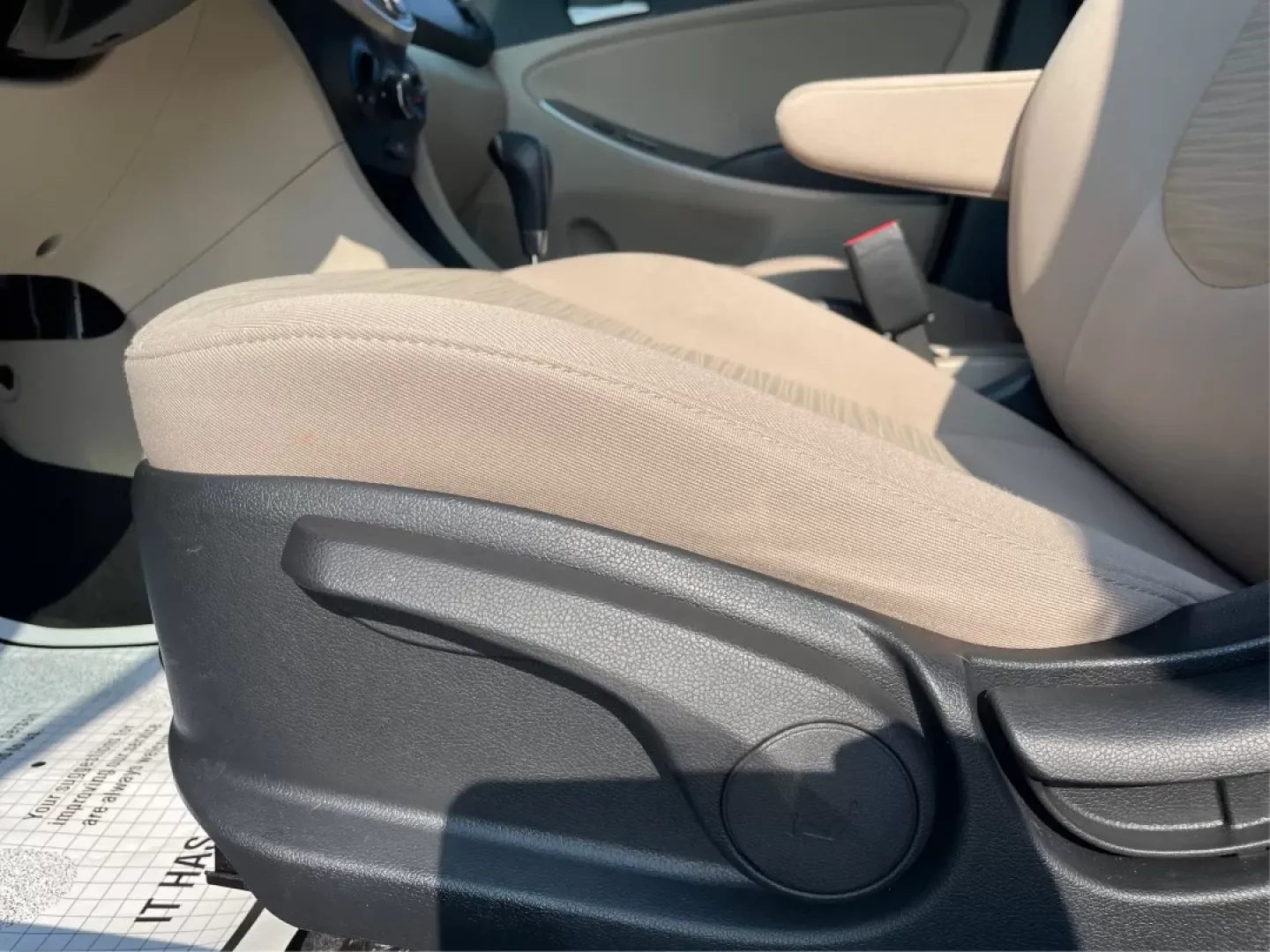 2017 Hyundai Accent SE 4-Door 6A (KMHCT4AE7HU) with an 1.6L L4 DOHC 16V engine, 6-Speed Automatic transmission, located at 401 Woodman Dr, Riverside, OH, 45431, (937) 908-9800, 39.760899, -84.123421 - Are you searching for a reliable, budget-friendly vehicle that accommodates your busy lifestyle? Look no further than Advantage Car and Credit in Fairborn, OH! We specialize in providing top-notch used vehicles with flexible financing options tailored to fit your needs. Our 2017 Hyundai Accent SE is - Photo#17