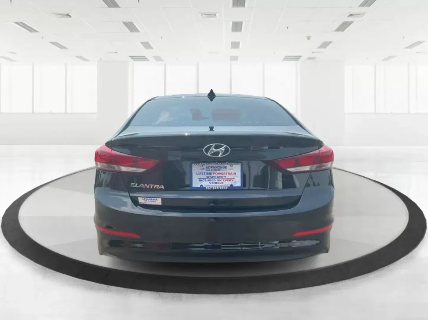 2017 Hyundai Elantra Value Edition (5NPD84LF6HH) with an Nu 2L I-4 DOHC engine, located at 8750 N County Rd 25A, Piqua, OH, 45356, (937) 908-9800, 40.164391, -84.232513 - 2017 Hyundai Elantra Value Edition - Photo#3