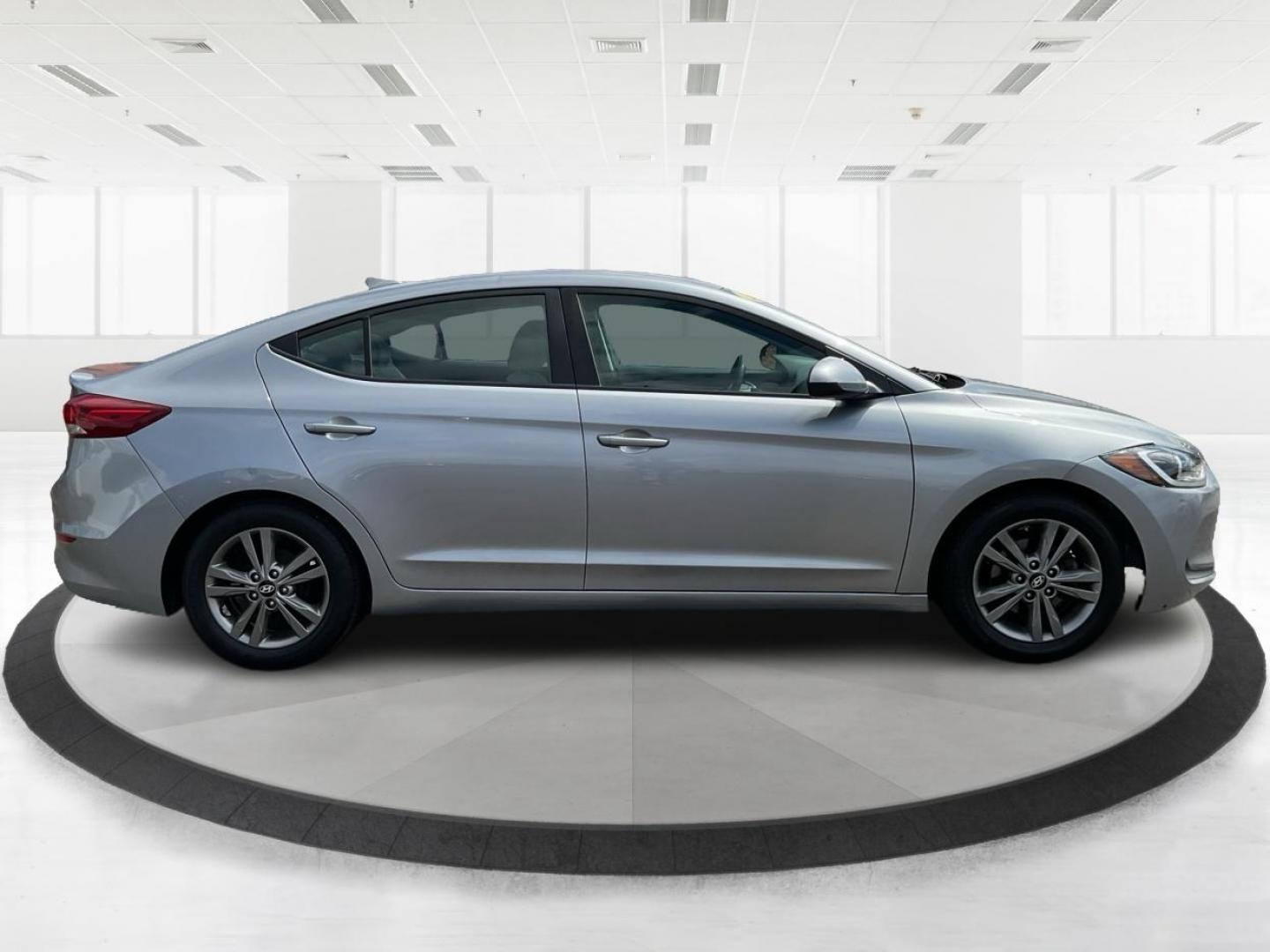 2017 Hyundai Elantra SE (5NPD84LF1HH) with an Nu 2L I-4 DOHC engine, located at 880 E. National Road, Vandalia, OH, 45377, (937) 908-9800, 39.891918, -84.183594 - 2017 Hyundai Elantra SE - Photo#1