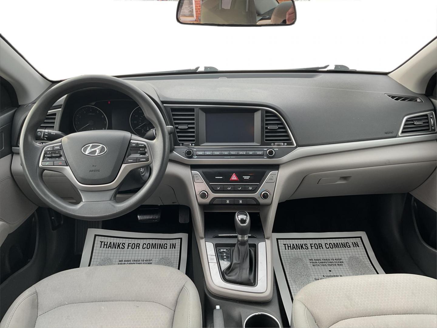 2017 Gray Hyundai Elantra SE (5NPD84LF3HH) with an Other engine, located at 1230 East Main St, Xenia, OH, 45385, (937) 908-9800, 39.688026, -83.910172 - 2017 Hyundai Elantra SE - Photo#18