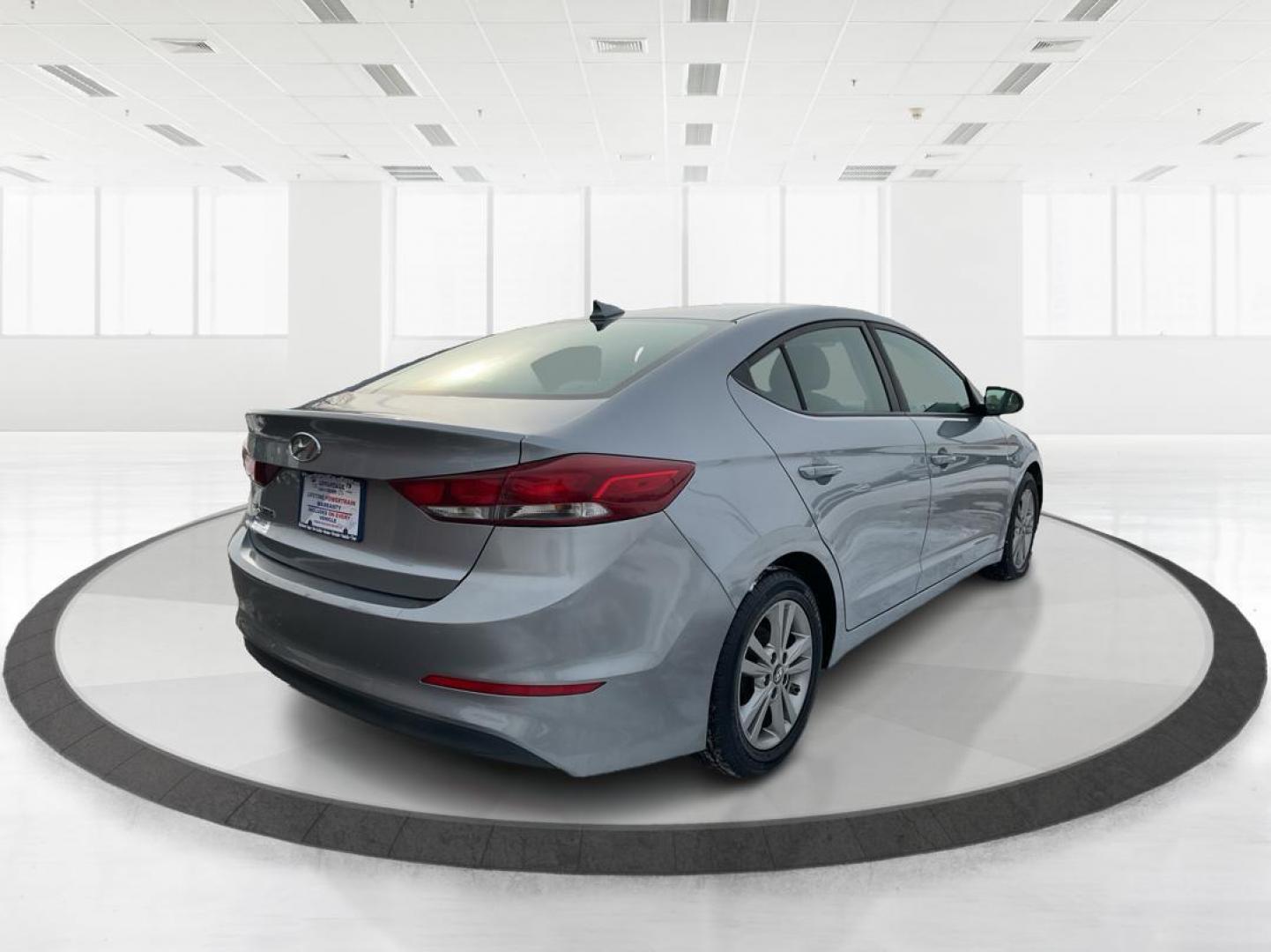 2017 Gray Hyundai Elantra SE (5NPD84LF3HH) with an Other engine, located at 1230 East Main St, Xenia, OH, 45385, (937) 908-9800, 39.688026, -83.910172 - 2017 Hyundai Elantra SE - Photo#2