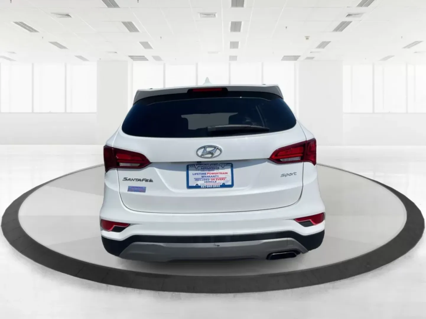 2017 Hyundai Santa Fe 2.4L (5XYZU3LB3HG) with an Theta II 2.4L I-4 gasoline direct injection engine, located at 1230 East Main St, Xenia, OH, 45385, (937) 908-9800, 39.688026, -83.910172 - Are you ready to elevate your family adventures with a premium SUV that seamlessly blends style, comfort, and reliability? Look no further than this stunning 2017 Hyundai Santa Fe, available now at Advantage Car and Credit in Fairborn, OH. Whether you're commuting to work, heading out on a family ro - Photo#3