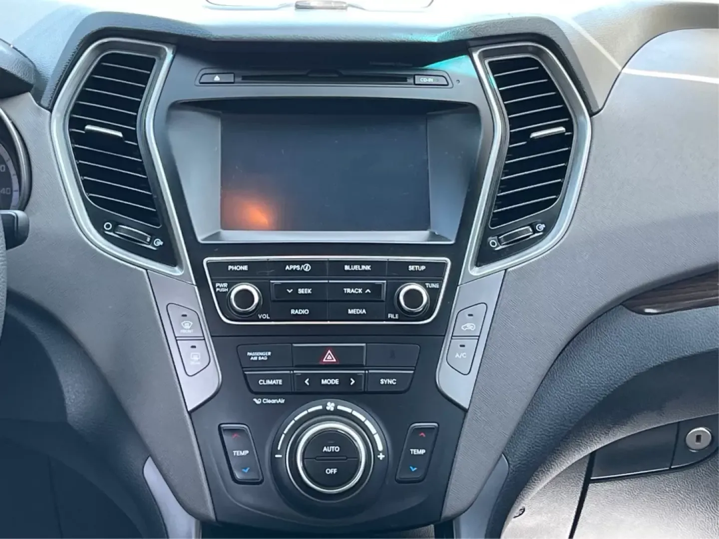 2017 Hyundai Santa Fe 2.4L (5XYZU3LB3HG) with an Theta II 2.4L I-4 gasoline direct injection engine, located at 1230 East Main St, Xenia, OH, 45385, (937) 908-9800, 39.688026, -83.910172 - Are you ready to elevate your family adventures with a premium SUV that seamlessly blends style, comfort, and reliability? Look no further than this stunning 2017 Hyundai Santa Fe, available now at Advantage Car and Credit in Fairborn, OH. Whether you're commuting to work, heading out on a family ro - Photo#12