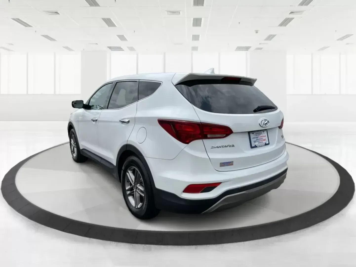 2017 Hyundai Santa Fe 2.4L (5NMZTDLB4HH) with an Theta II 2.4L I-4 gasoline direct injection engine, located at 880 E. National Road, Vandalia, OH, 45377, (937) 908-9800, 39.891918, -84.183594 - **Discover Your Next Adventure with the 2017 Hyundai Santa Fe Sport at Advantage Car and Credit!**<br /> <br /> Are you ready to elevate your lifestyle and embrace the adventures waiting for you? Whether you're a growing family in need of space, a daily commuter looking for comfort, or an outdoor en - Photo#4