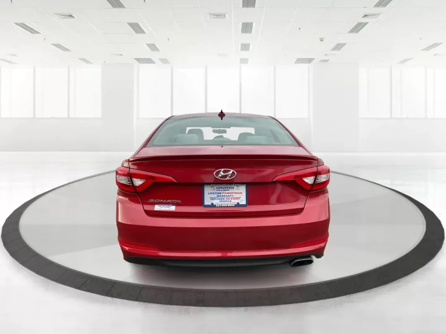 2017 Hyundai Sonata Base/SE (5NPE24AF8HH) with an Other engine, located at 1951 S Dayton Lakeview Rd., New Carlisle, OH, 45344, (937) 908-9800, 39.890999, -84.050255 - ### Discover Your Next Adventure with This 2017 Hyundai Sonata in Fairborn, OH!<br /> <br /> Are you in search of a reliable, stylish sedan that fits your lifestyle? Look no further! This 2017 Hyundai Sonata Base/SE is the perfect vehicle for your daily commute, family adventures, or weekend road tr - Photo#3