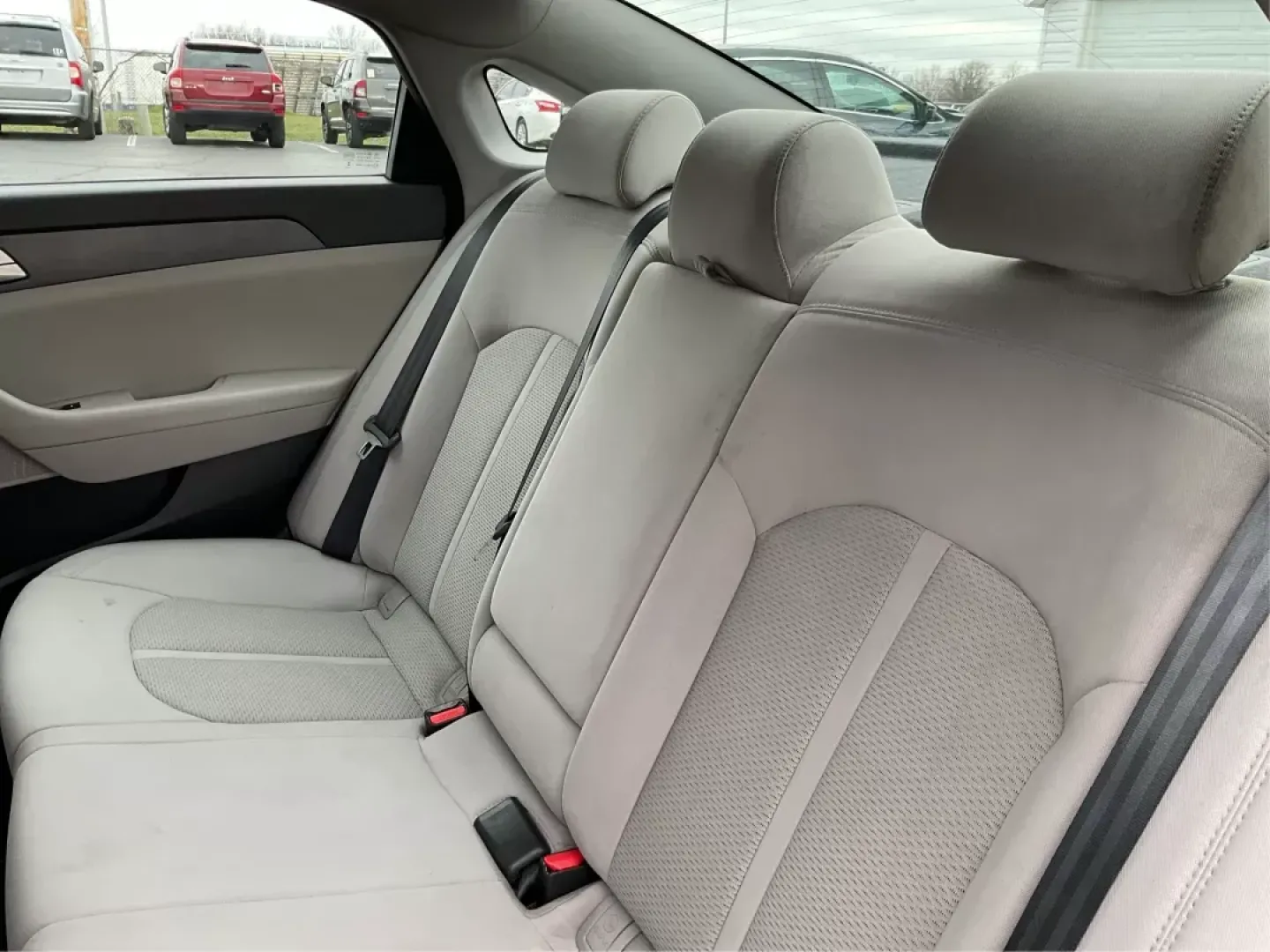 2017 Hyundai Sonata Base/SE (5NPE24AF8HH) with an Other engine, located at 1951 S Dayton Lakeview Rd., New Carlisle, OH, 45344, (937) 908-9800, 39.890999, -84.050255 - ### Discover Your Next Adventure with This 2017 Hyundai Sonata in Fairborn, OH!<br /> <br /> Are you in search of a reliable, stylish sedan that fits your lifestyle? Look no further! This 2017 Hyundai Sonata Base/SE is the perfect vehicle for your daily commute, family adventures, or weekend road tr - Photo#9