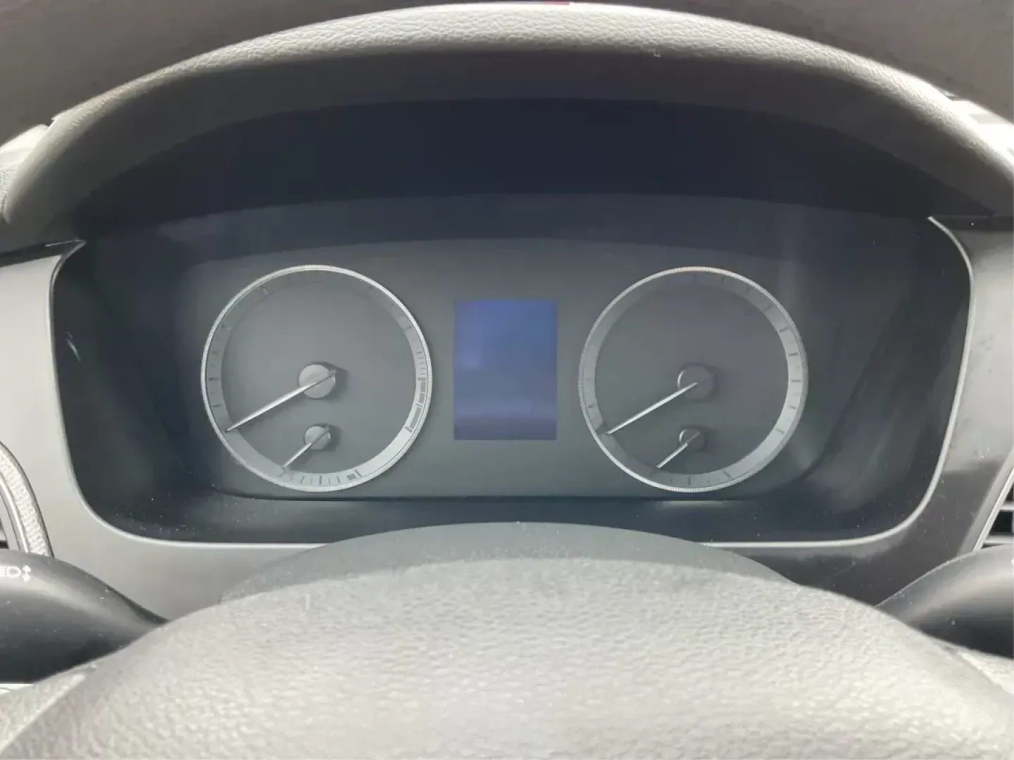 2017 Hyundai Sonata Base/SE (5NPE24AF8HH) with an Other engine, located at 1951 S Dayton Lakeview Rd., New Carlisle, OH, 45344, (937) 908-9800, 39.890999, -84.050255 - ### Discover Your Next Adventure with This 2017 Hyundai Sonata in Fairborn, OH!<br /> <br /> Are you in search of a reliable, stylish sedan that fits your lifestyle? Look no further! This 2017 Hyundai Sonata Base/SE is the perfect vehicle for your daily commute, family adventures, or weekend road tr - Photo#14