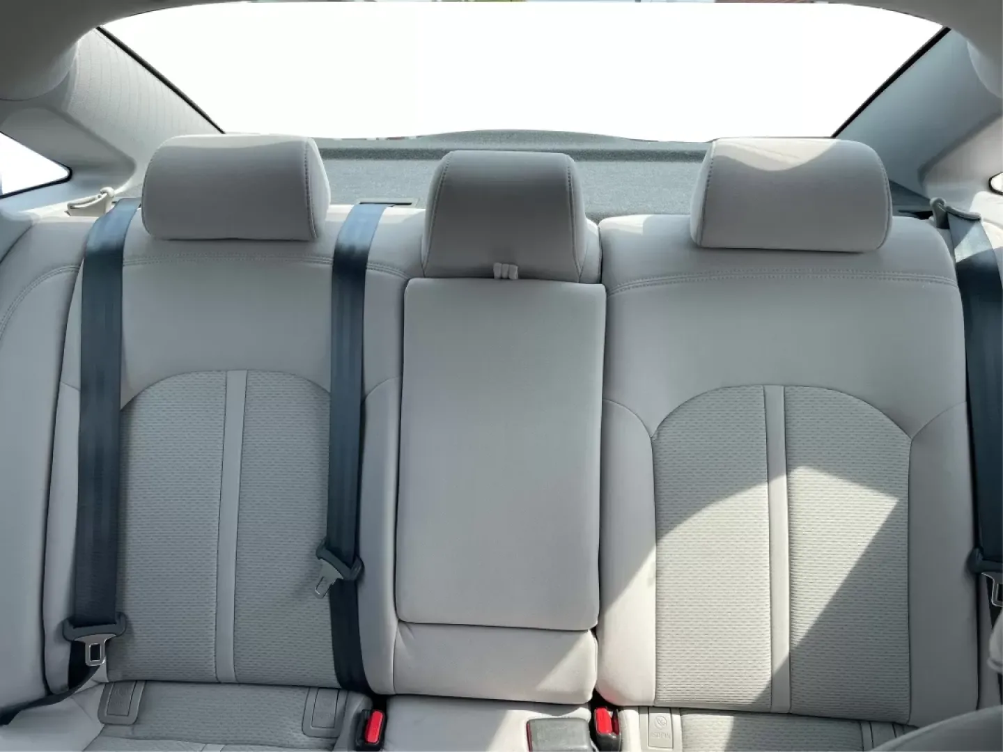 2017 Hyundai Sonata SE (5NPE24AF7HH) with an 2.4L I-4 gasoline direct injection engine, located at 880 E. National Road, Vandalia, OH, 45377, (937) 908-9800, 39.891918, -84.183594 - Are you in search of an affordable, reliable sedan that can keep up with your busy lifestyle? Look no further than this stunning 2017 Hyundai Sonata SE, available now at Advantage Car and Credit in Fairborn, OH. This vehicle is perfect for budget-conscious buyers who need a dependable car for daily - Photo#13