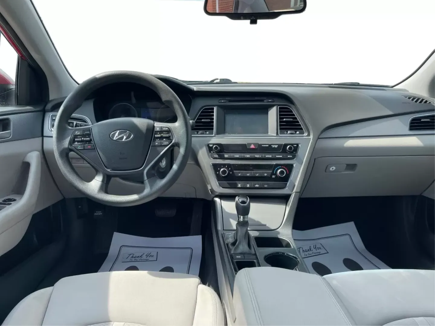 2017 Hyundai Sonata SE (5NPE24AF7HH) with an 2.4L I-4 gasoline direct injection engine, located at 880 E. National Road, Vandalia, OH, 45377, (937) 908-9800, 39.891918, -84.183594 - Are you in search of an affordable, reliable sedan that can keep up with your busy lifestyle? Look no further than this stunning 2017 Hyundai Sonata SE, available now at Advantage Car and Credit in Fairborn, OH. This vehicle is perfect for budget-conscious buyers who need a dependable car for daily - Photo#20