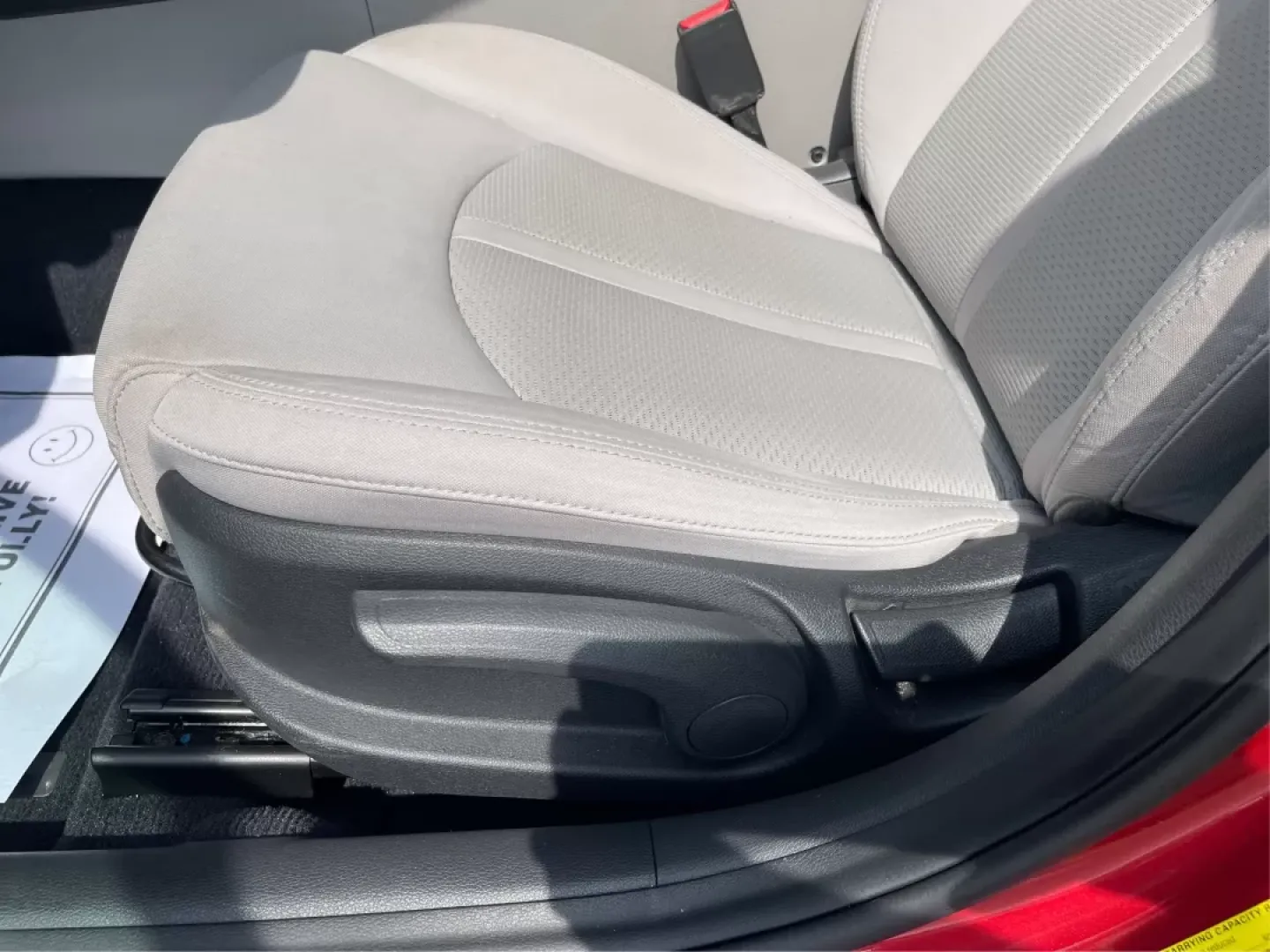 2017 Hyundai Sonata SE (5NPE24AF7HH) with an 2.4L I-4 gasoline direct injection engine, located at 880 E. National Road, Vandalia, OH, 45377, (937) 908-9800, 39.891918, -84.183594 - Are you in search of an affordable, reliable sedan that can keep up with your busy lifestyle? Look no further than this stunning 2017 Hyundai Sonata SE, available now at Advantage Car and Credit in Fairborn, OH. This vehicle is perfect for budget-conscious buyers who need a dependable car for daily - Photo#18